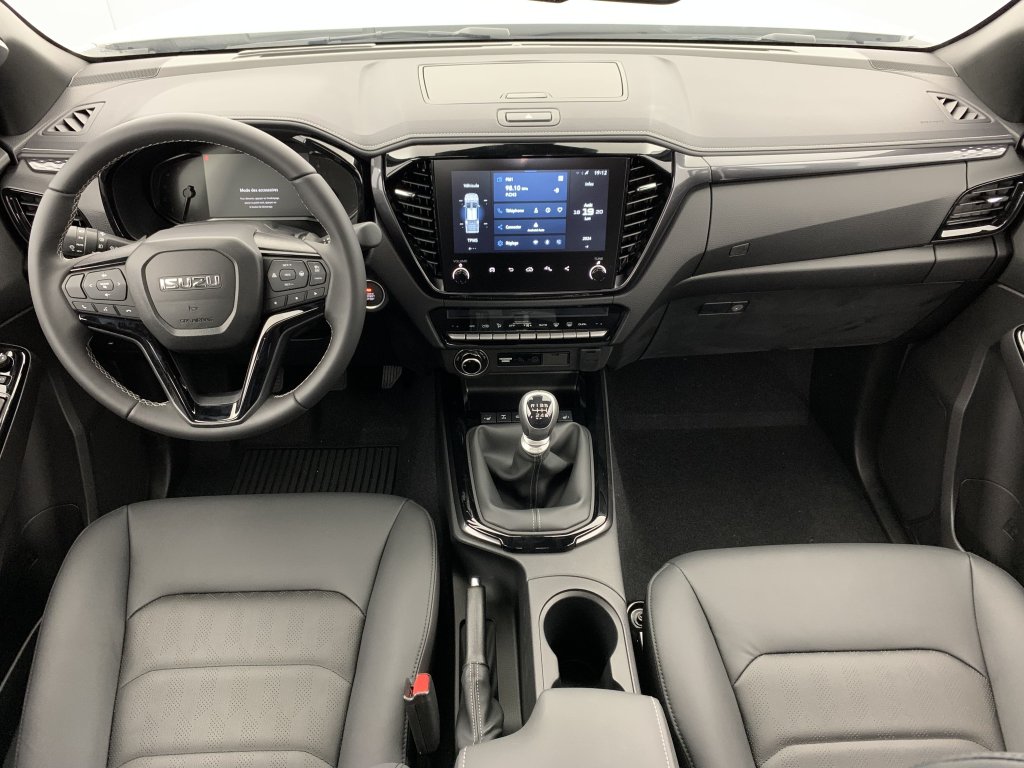 isuzu D-MAX 1.9 4X4 SPACE CAB N60 NSPORT  MT VENTI- EDITION