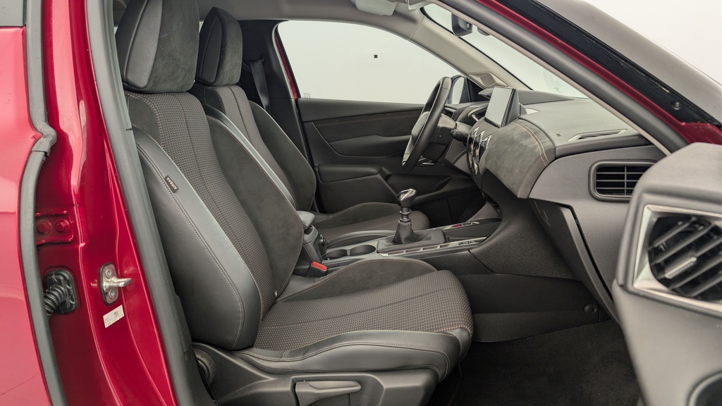 ds DS3 PureTech 100 BVM6 Performance Line