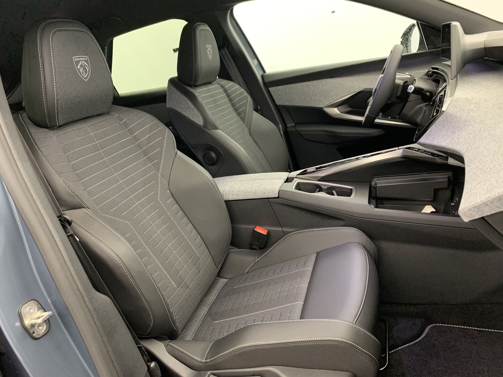 Peugeot 3008 Hybrid 145 e-DCS6 GT