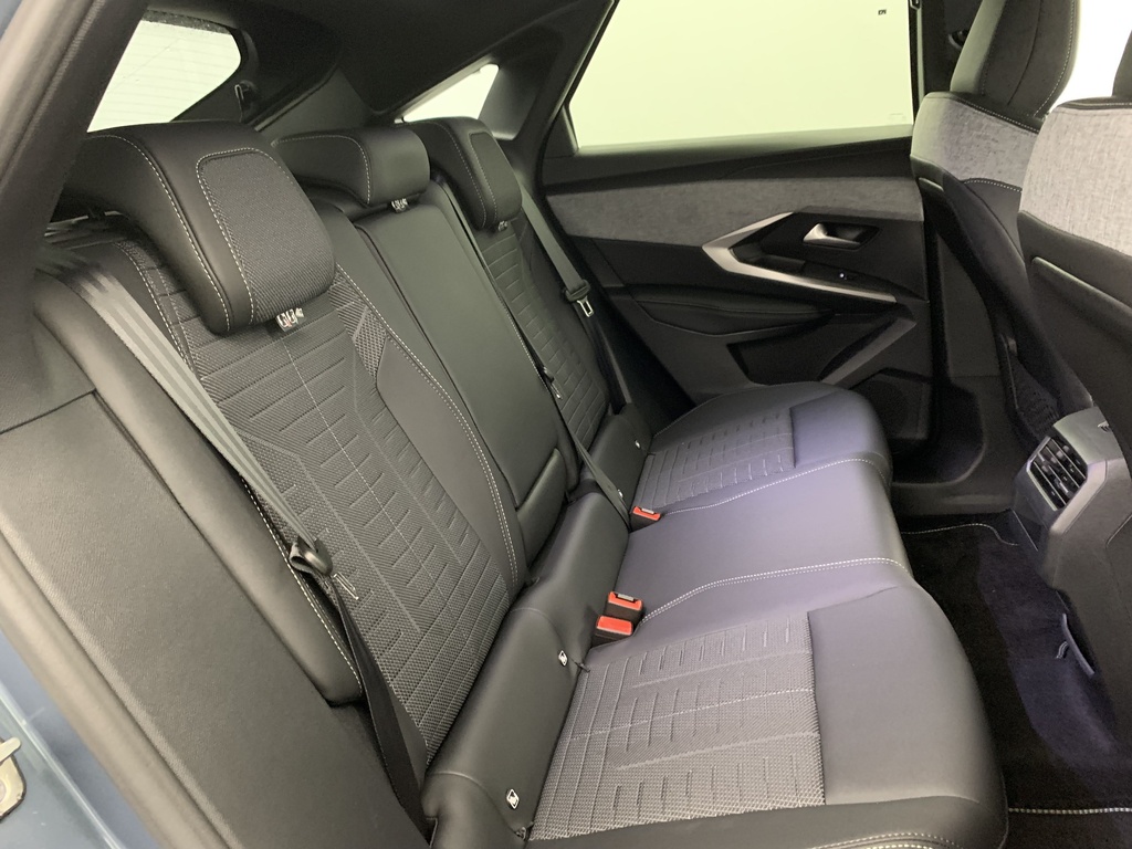 Peugeot 3008 Hybrid 145 e-DCS6 GT