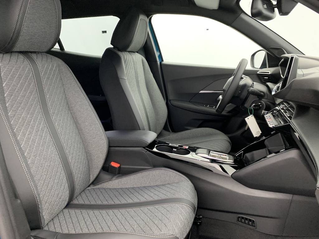 Peugeot 2008 Hybrid 145 e-DCS6 Allure