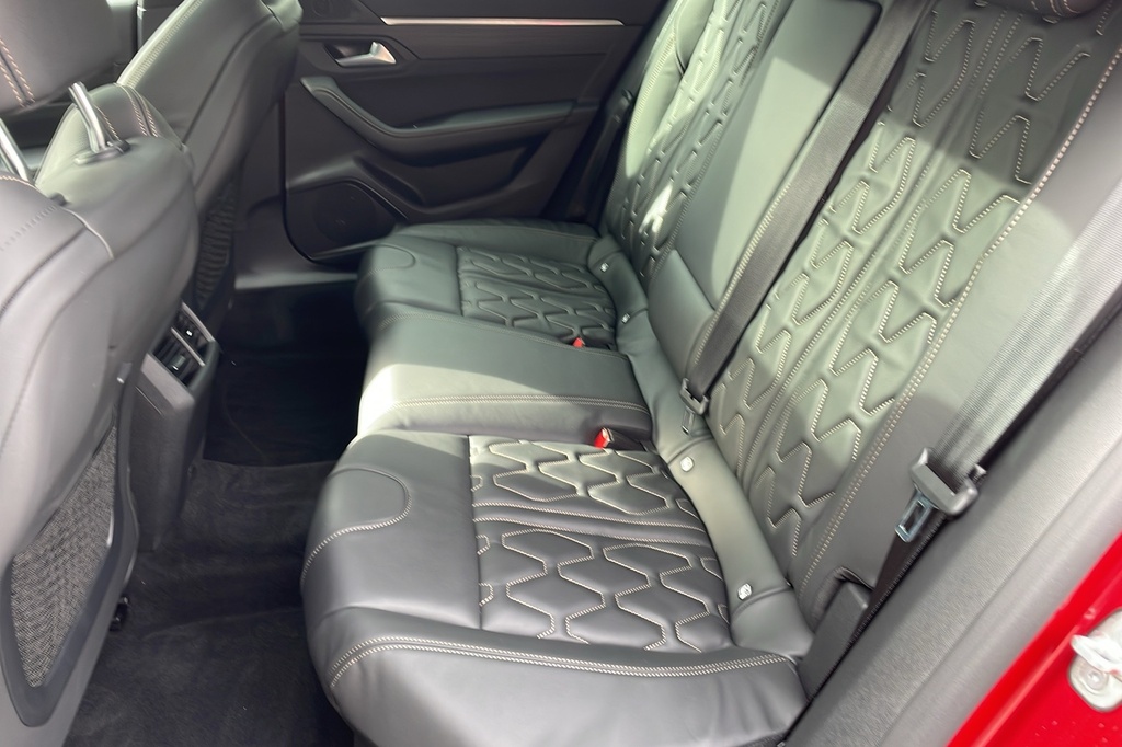 Peugeot 508 Hybrid 225 e-EAT8 GT