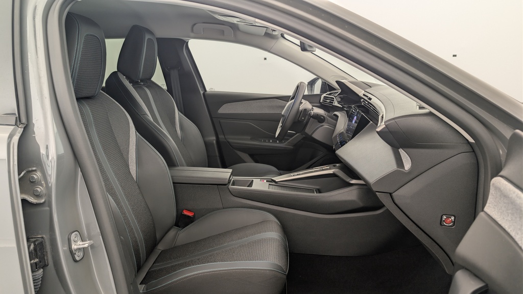 Peugeot 408 Hybrid 145 e-DCS6 Allure