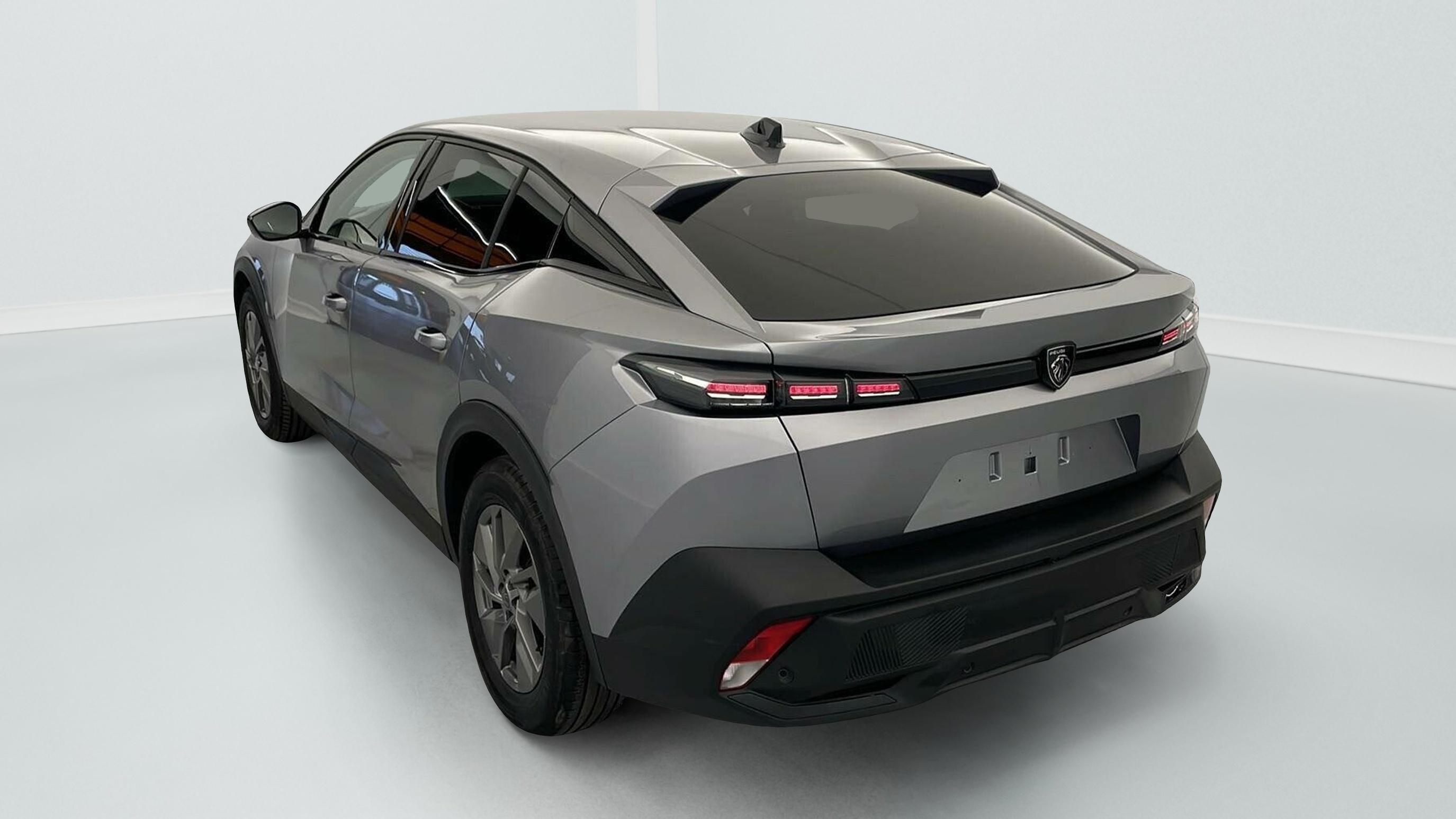 Peugeot 408 Hybrid 136 e-DCS6 Allure