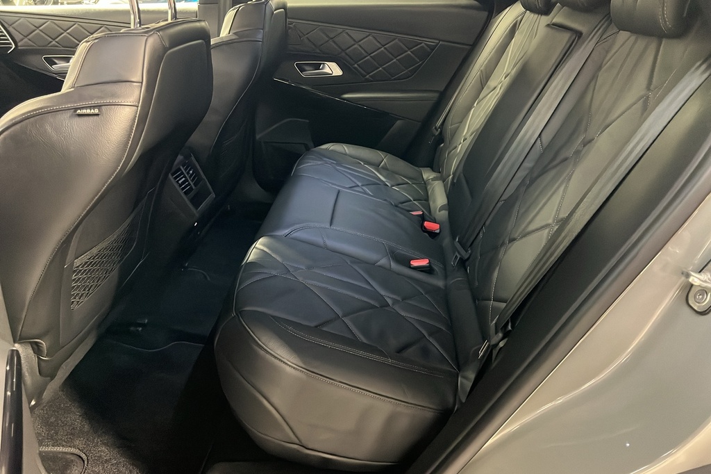 ds DS7 Hybride Rechargeable E-Tense 300 EAT8 4x4 Rivoli