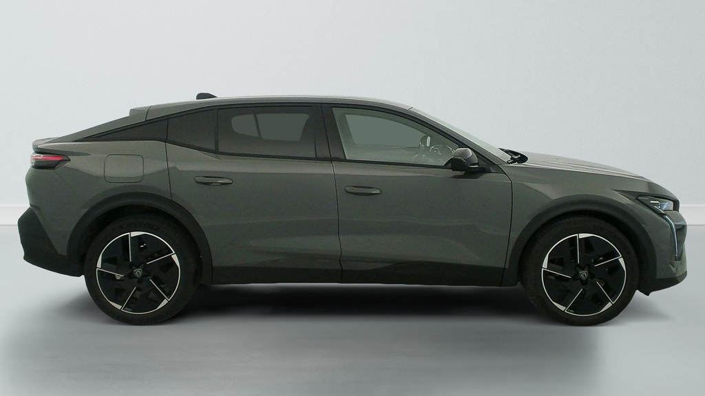 Peugeot 408 Hybrid 145 e-DCS6 GT