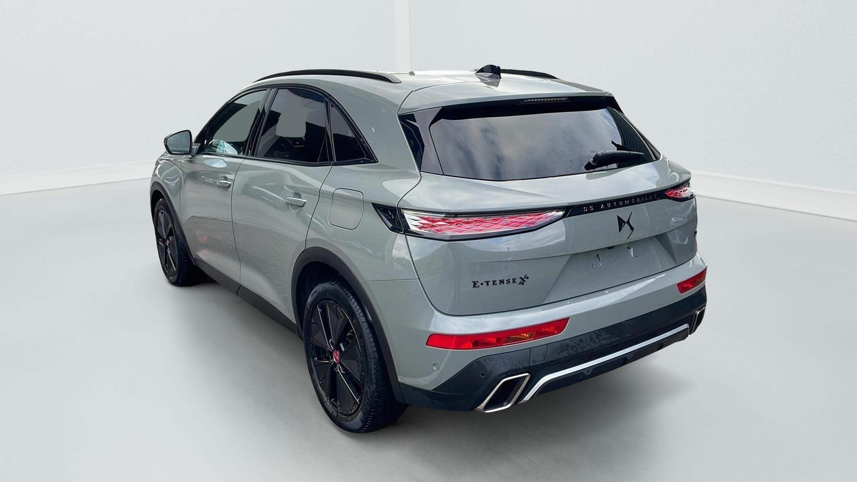 ds DS7 Hybride Rechargeable E-Tense 300 EAT8 4x4 Performance Line +