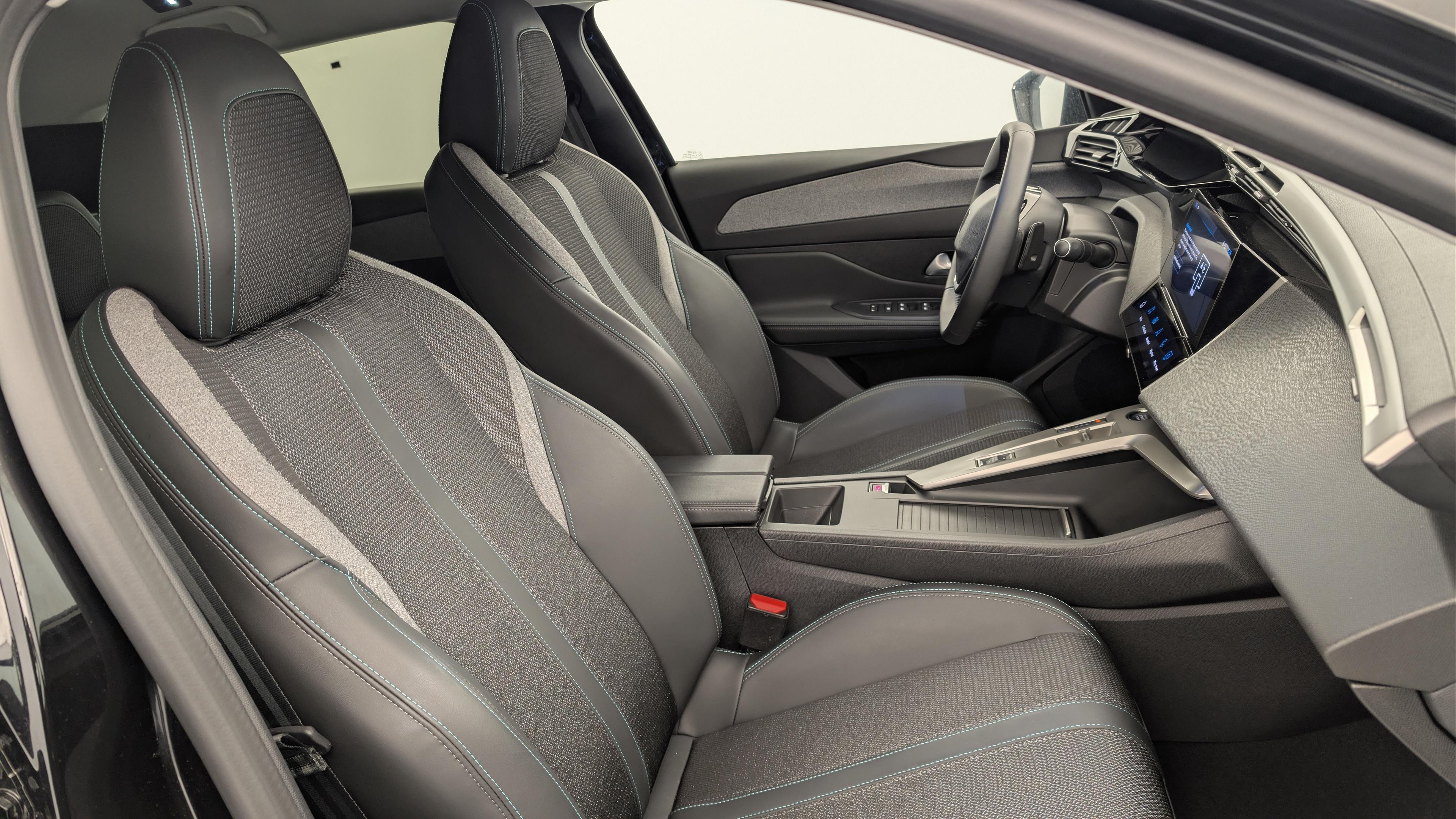 Peugeot 308 Hybrid 145 e-DCS6 Allure