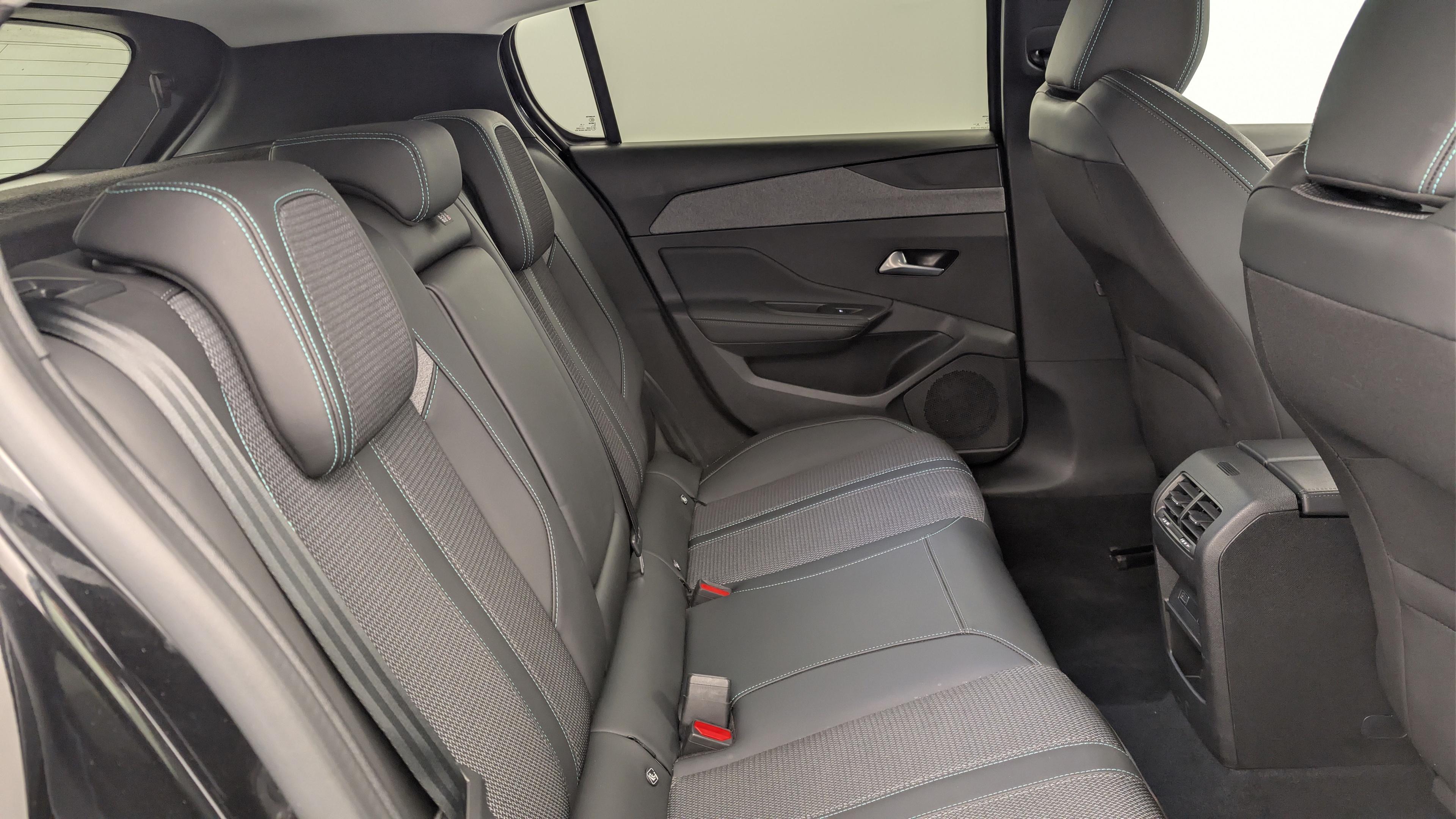 Peugeot 308 Hybrid 145 e-DCS6 Allure