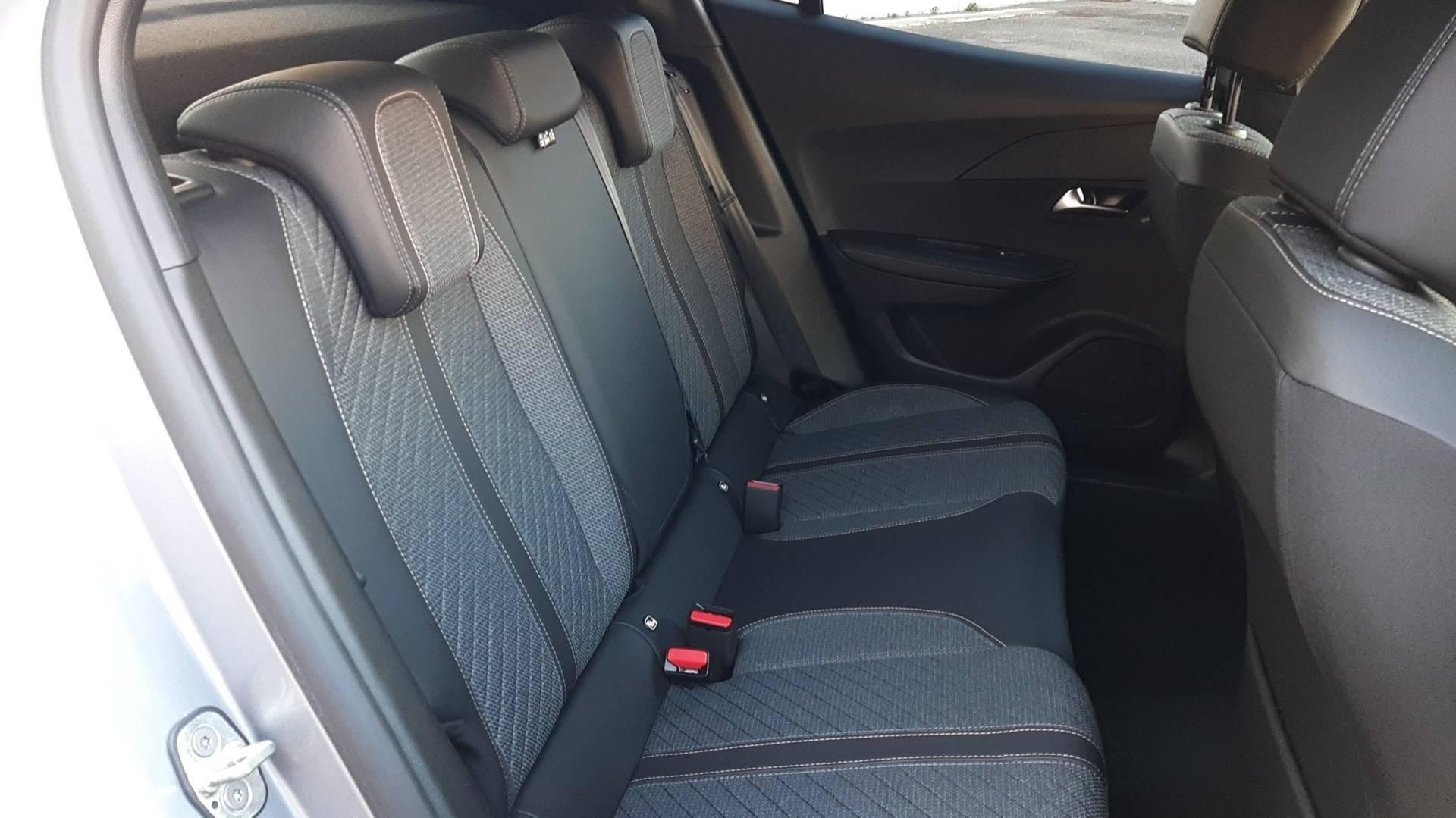 Peugeot 2008 100 S&S BVM6 Allure