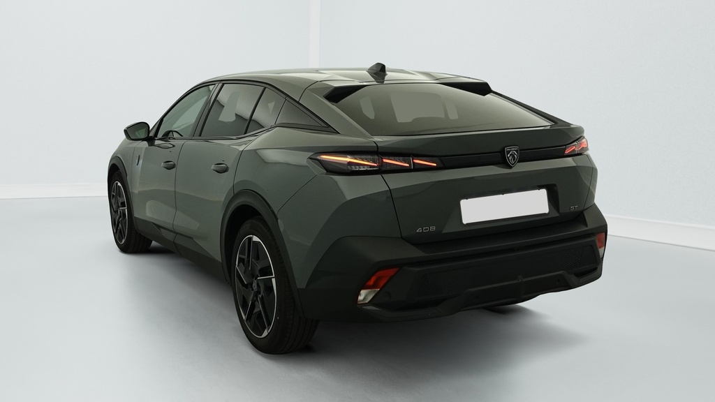 Peugeot 408 Hybrid 145 e-DCS6 GT