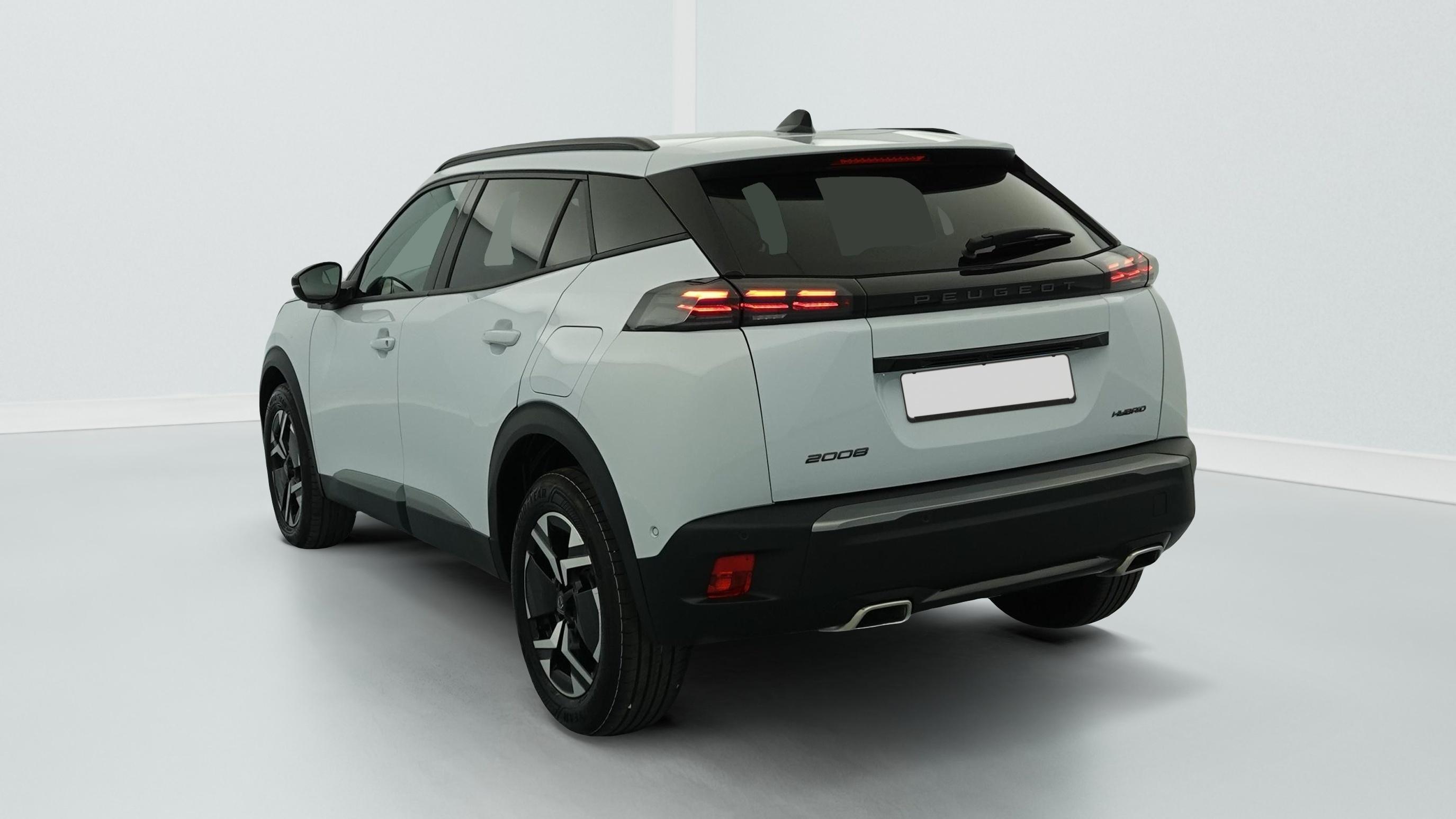 Peugeot 2008 Hybrid 145 e-DCS6 Allure