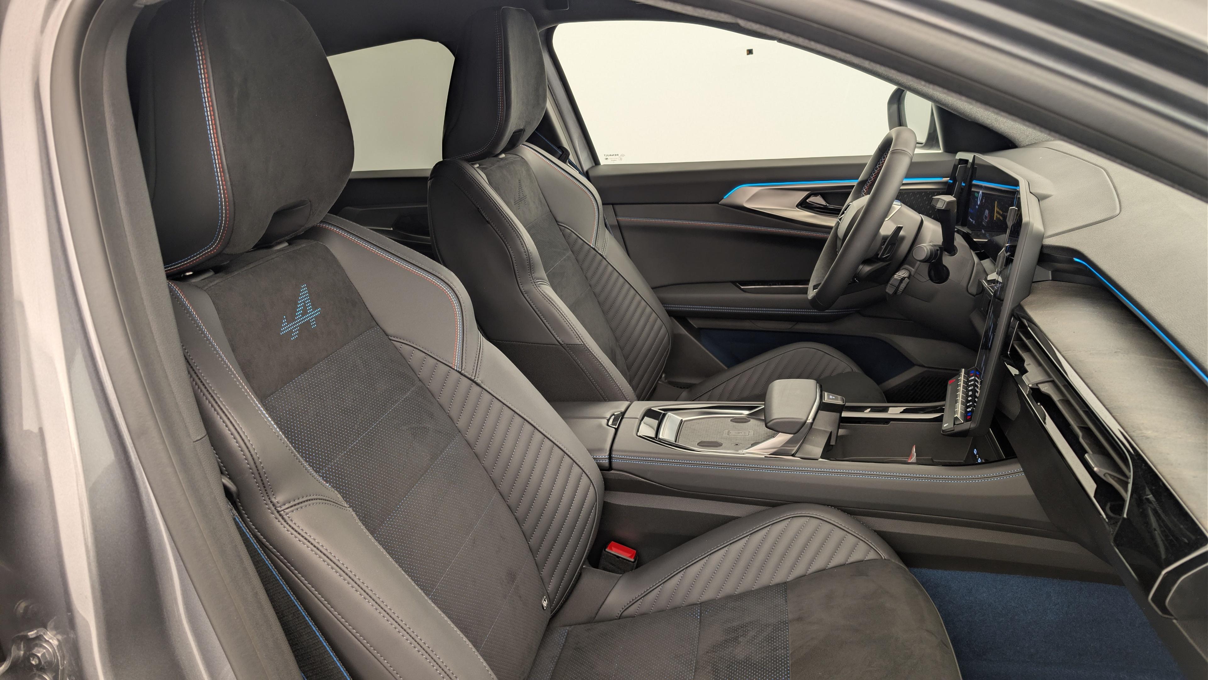 Renault Rafale hyper hybrid E-Tech 4x4 300 esprit Alpine