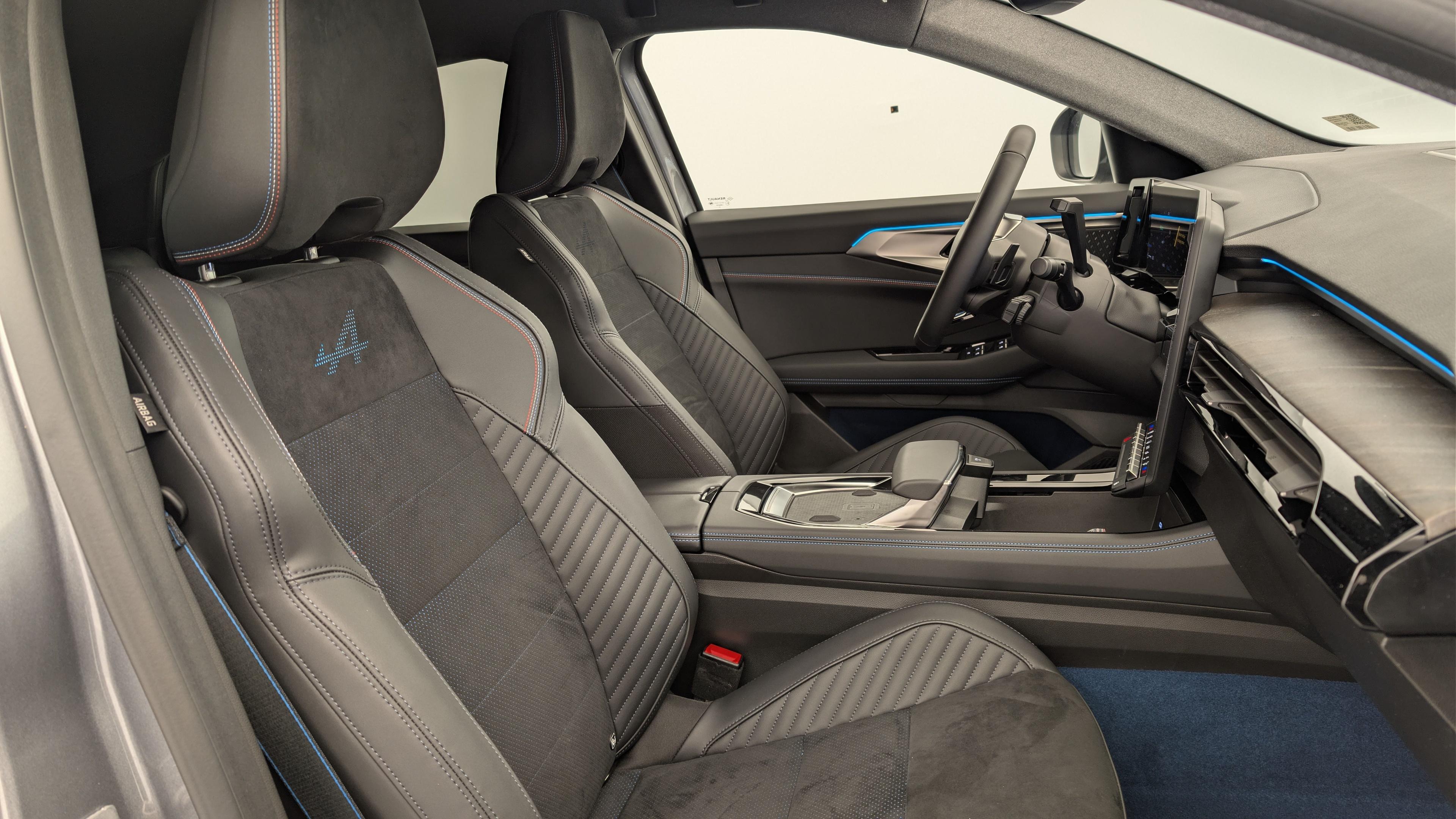 Renault Rafale hyper hybrid E-Tech 4x4 300 esprit Alpine