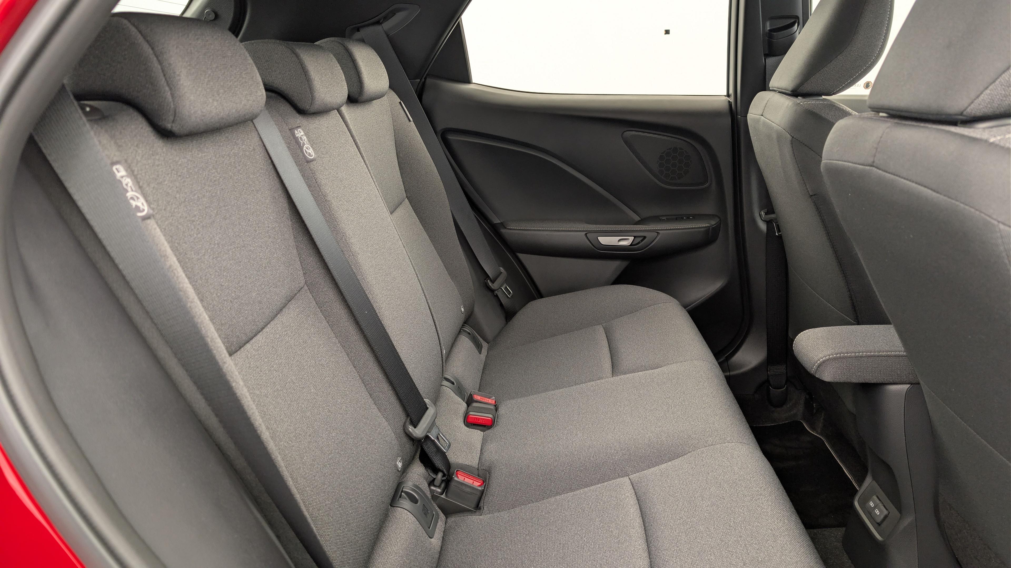 lexus LBX 2WD Business