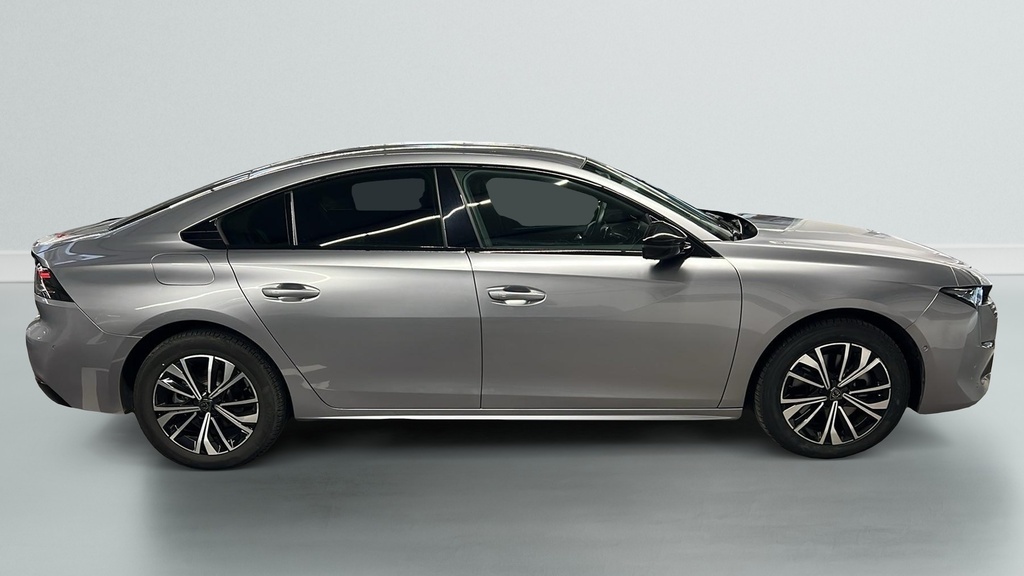 Peugeot 508 Hybrid 225 e-EAT8 Allure