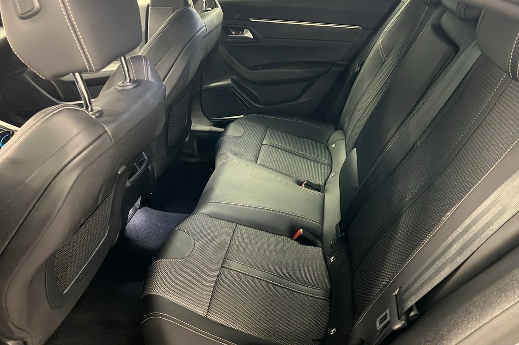 Peugeot 508 Hybrid 225 e-EAT8 Allure