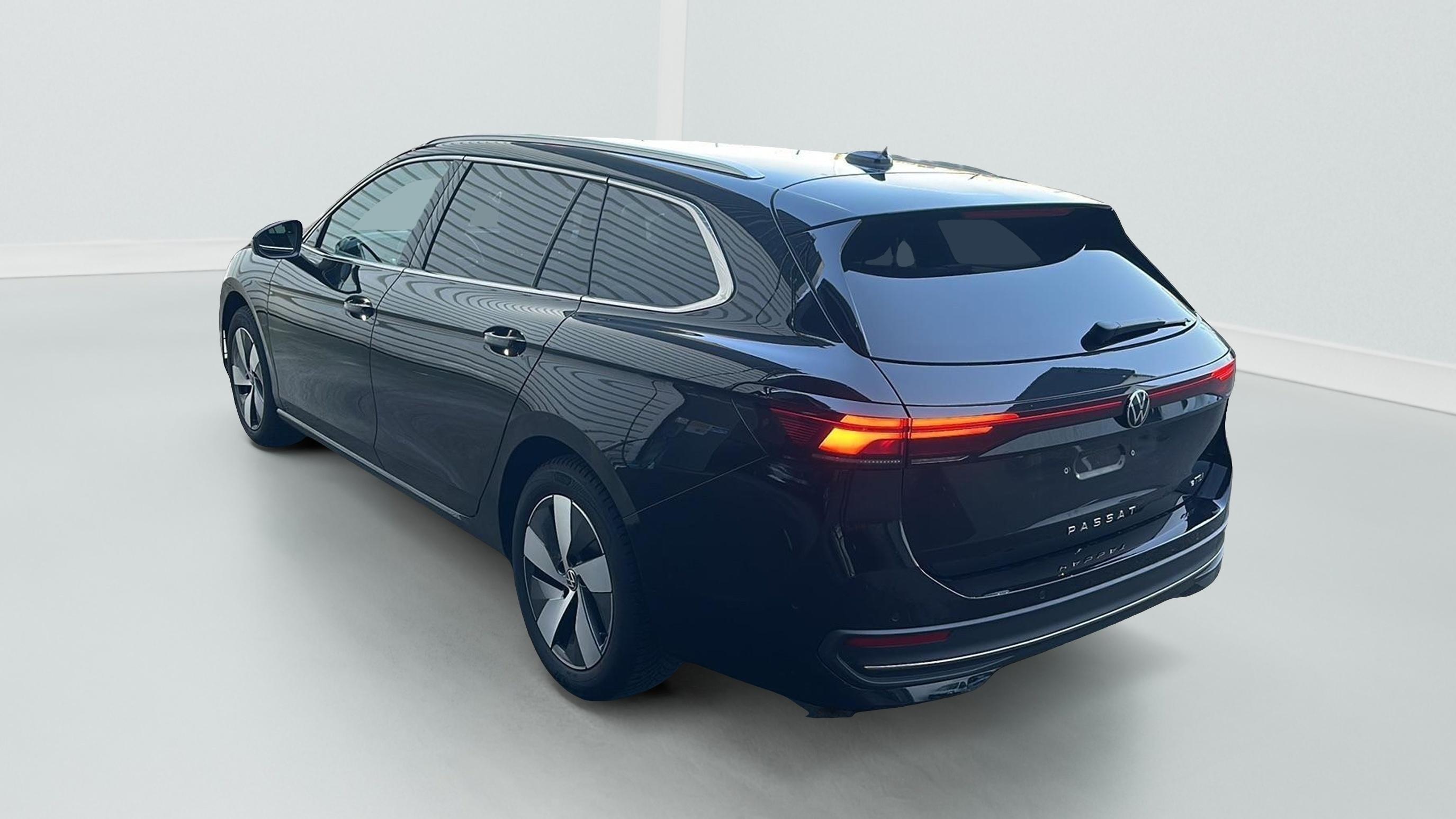 Volkswagen Passat 1.5 eTSI OPF 150 DSG7 Life Plus