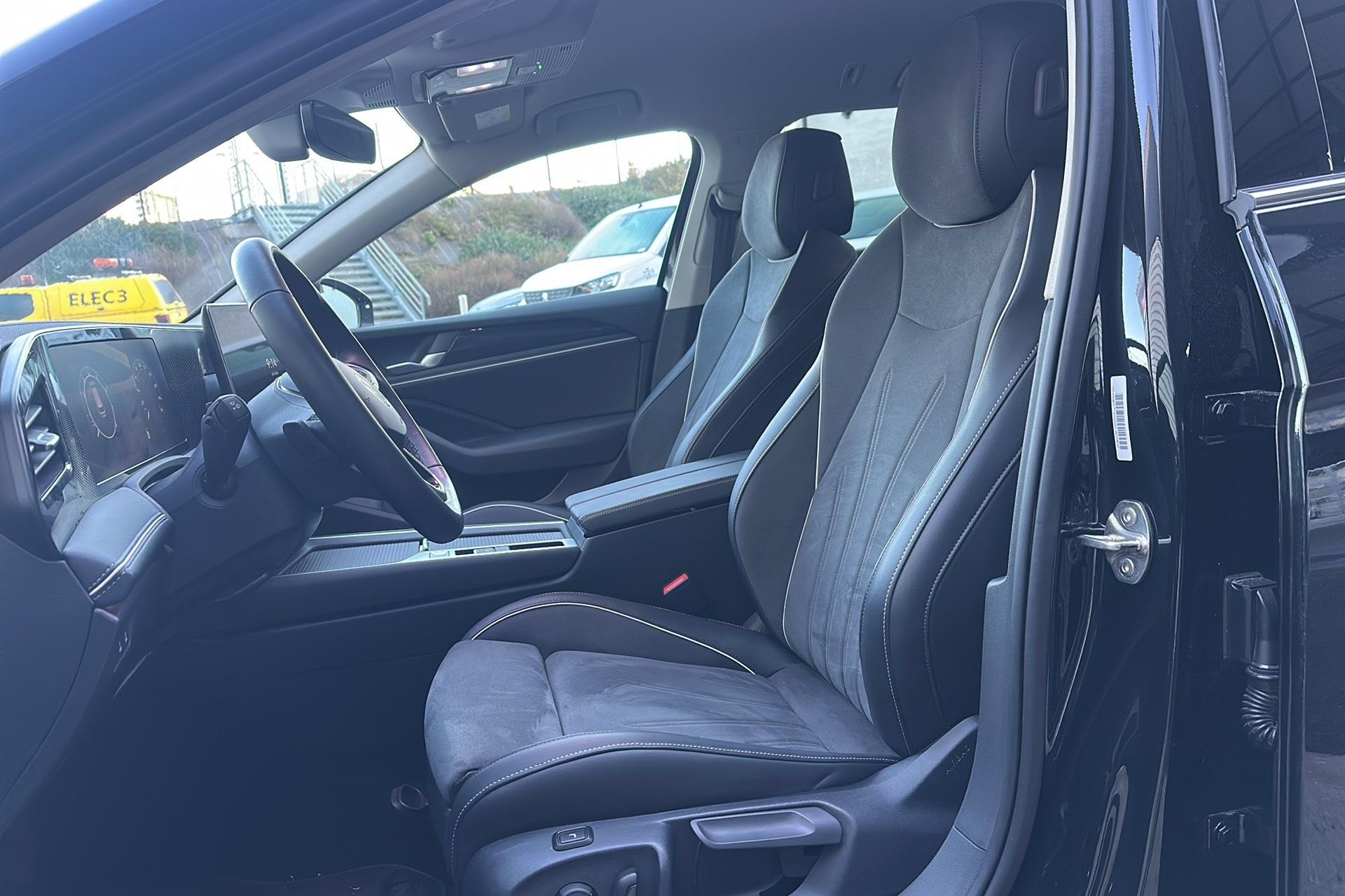 Volkswagen Passat 1.5 eTSI OPF 150 DSG7 Life Plus