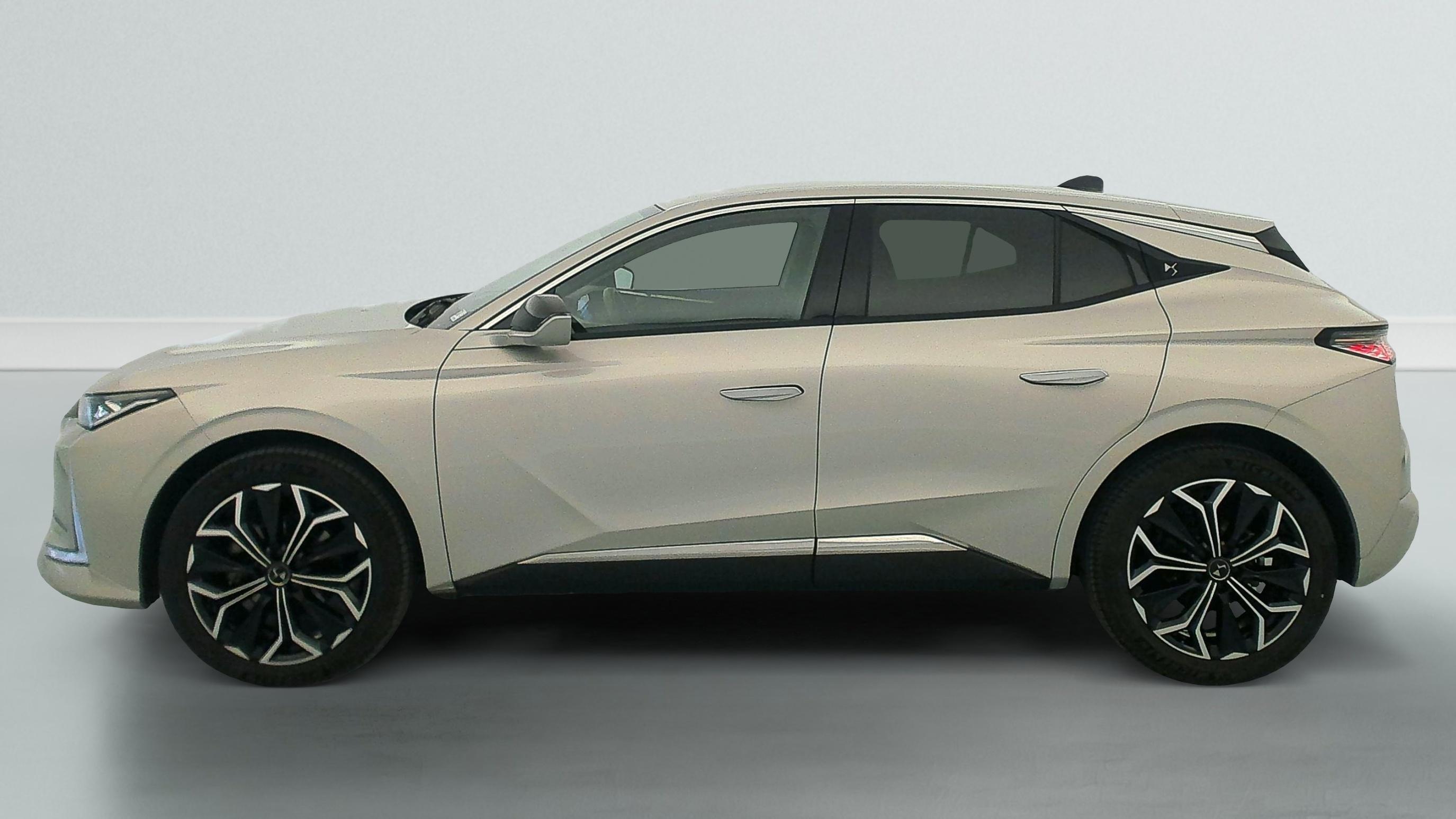 ds DS4 PureTech 130 EAT8 Etoile - Alcantara