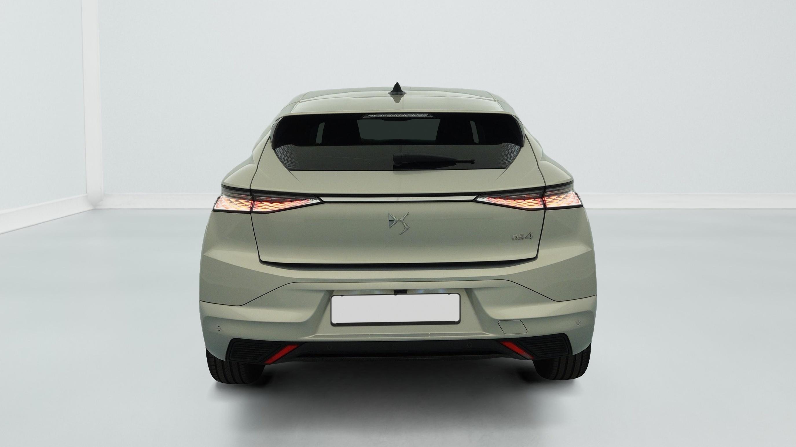 ds DS4 PureTech 130 EAT8 Etoile - Alcantara