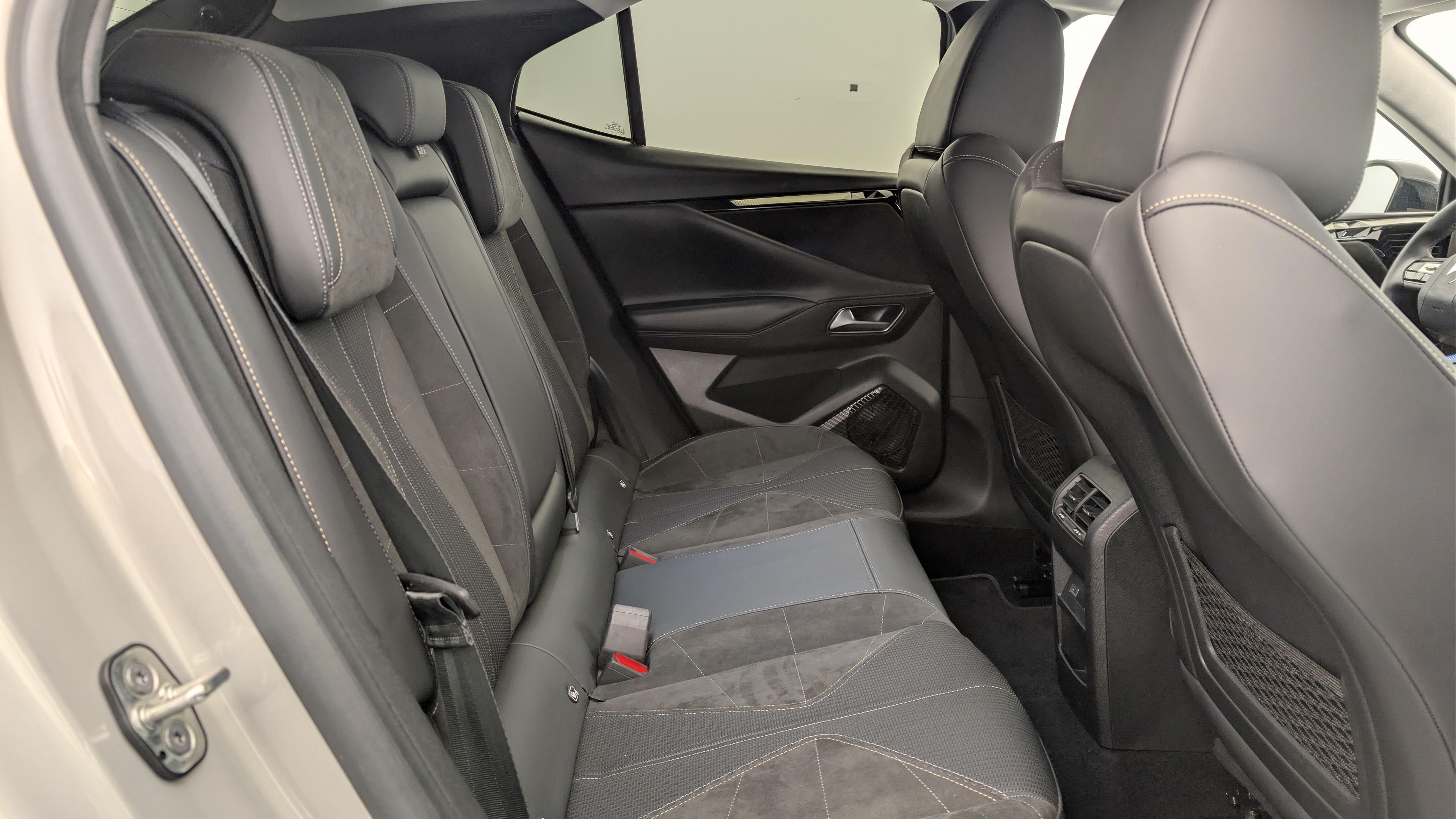 ds DS4 PureTech 130 EAT8 Etoile - Alcantara