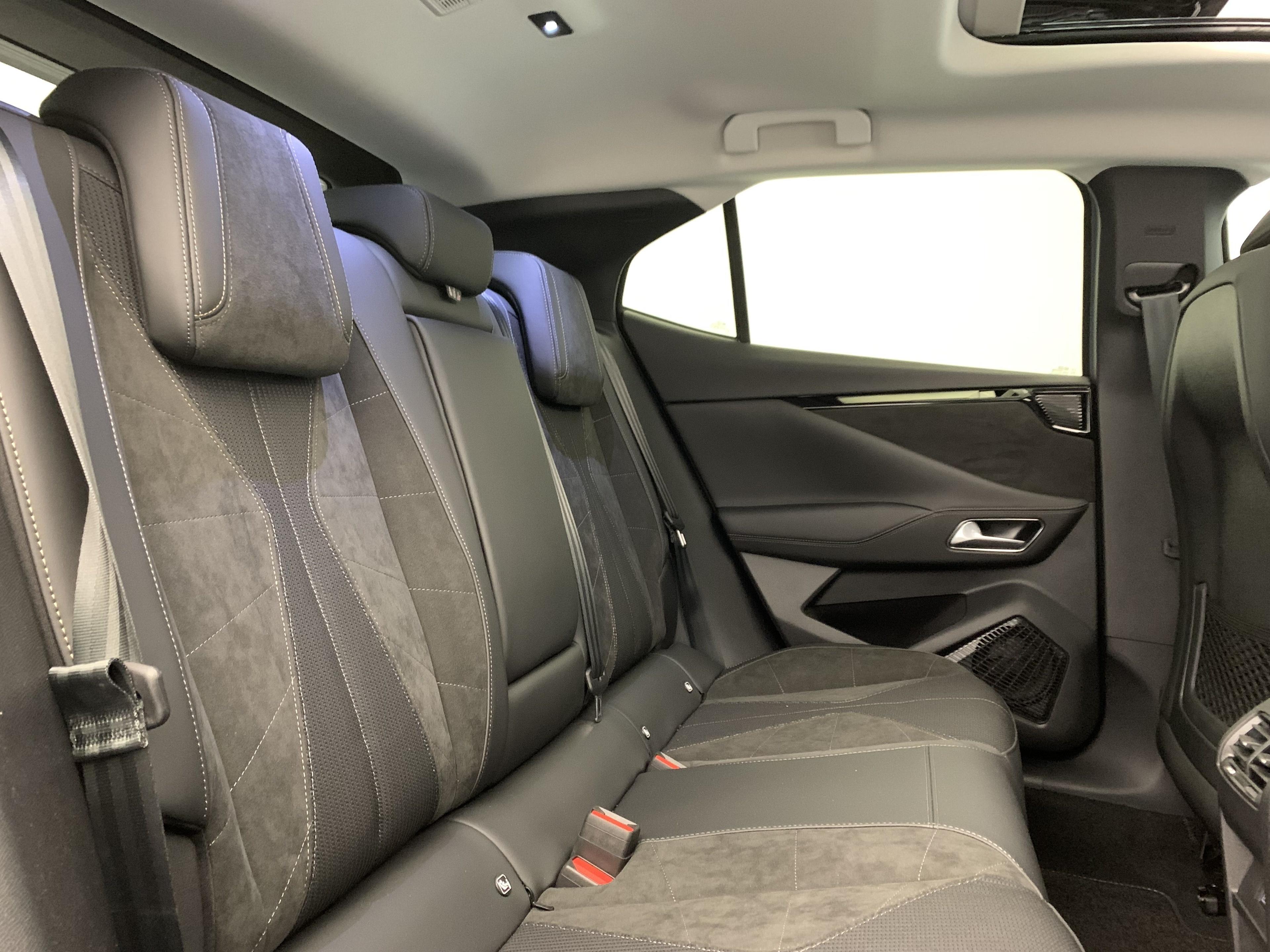 ds N°4 Hybride 145 e-DCT6 Etoile - Alcantara