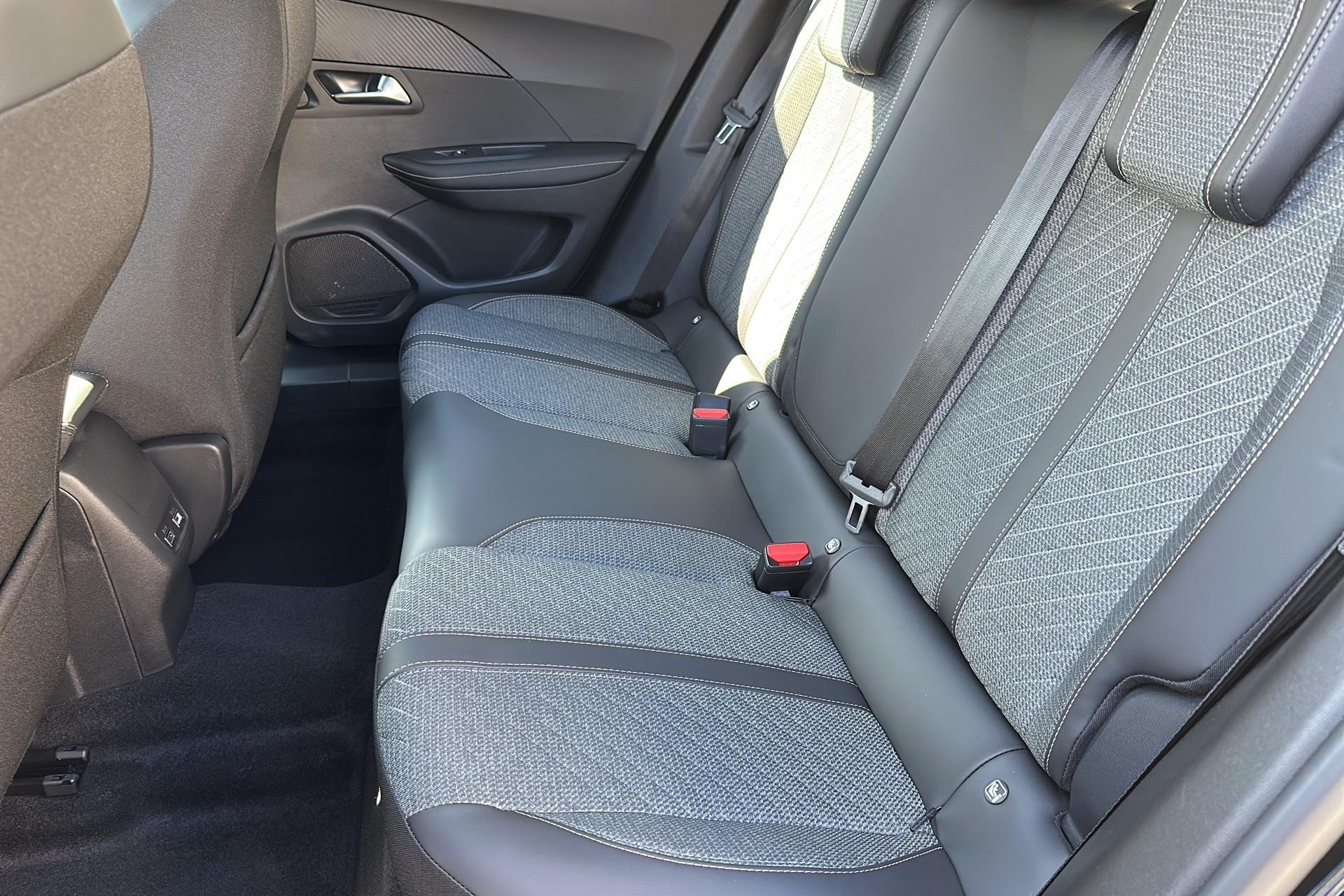 Peugeot 2008 100 S&S BVM6 Allure