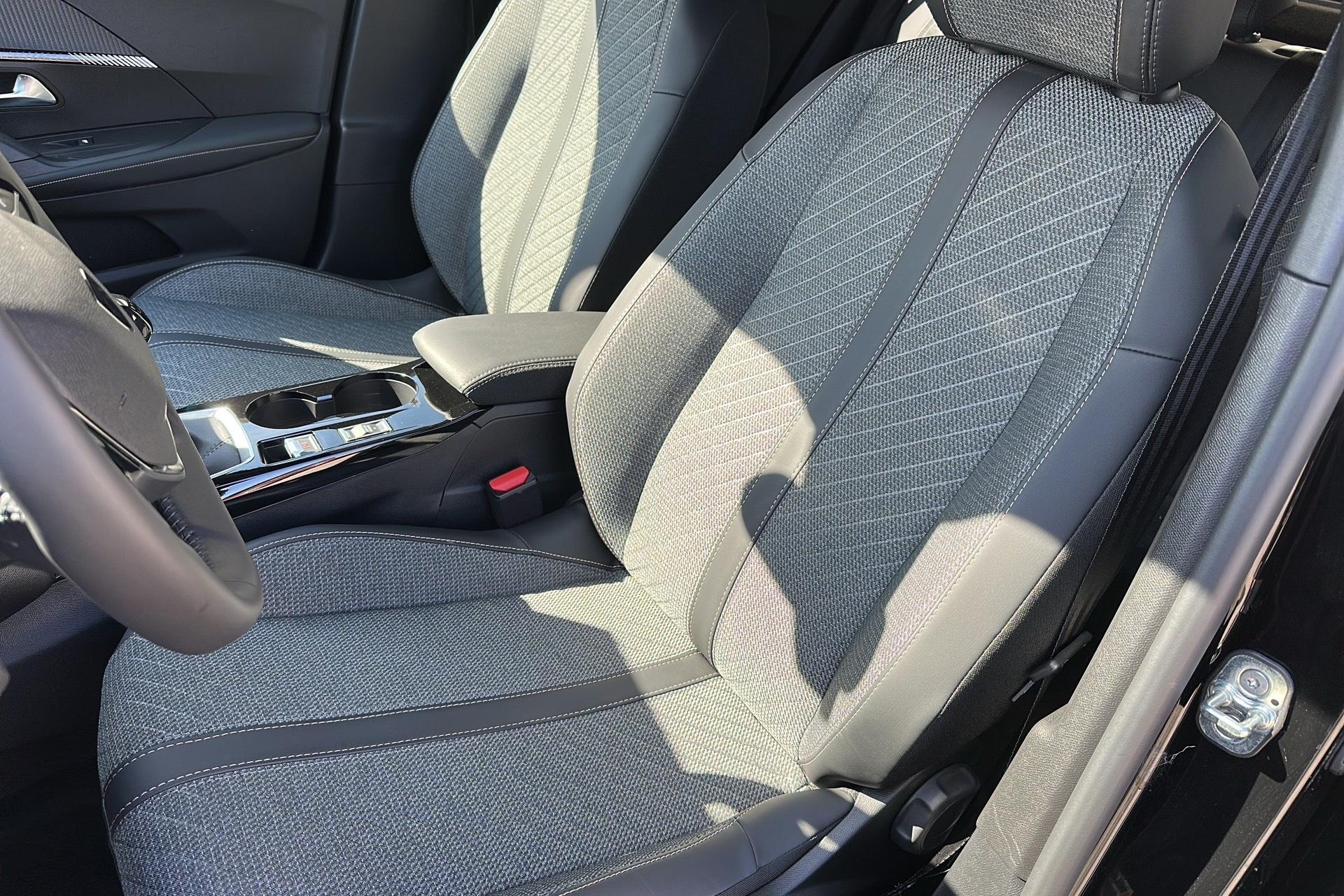 Peugeot 2008 100 S&S BVM6 Allure