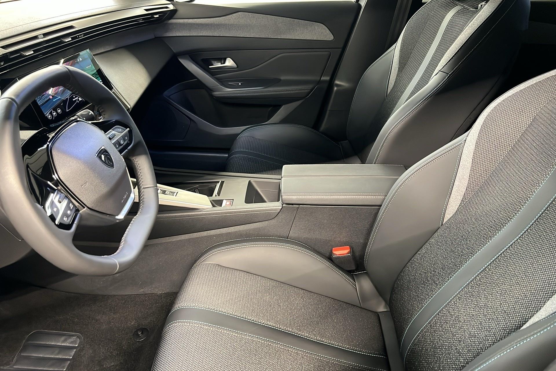 Peugeot 308 SW Hybrid 145 e-DCS6 Allure