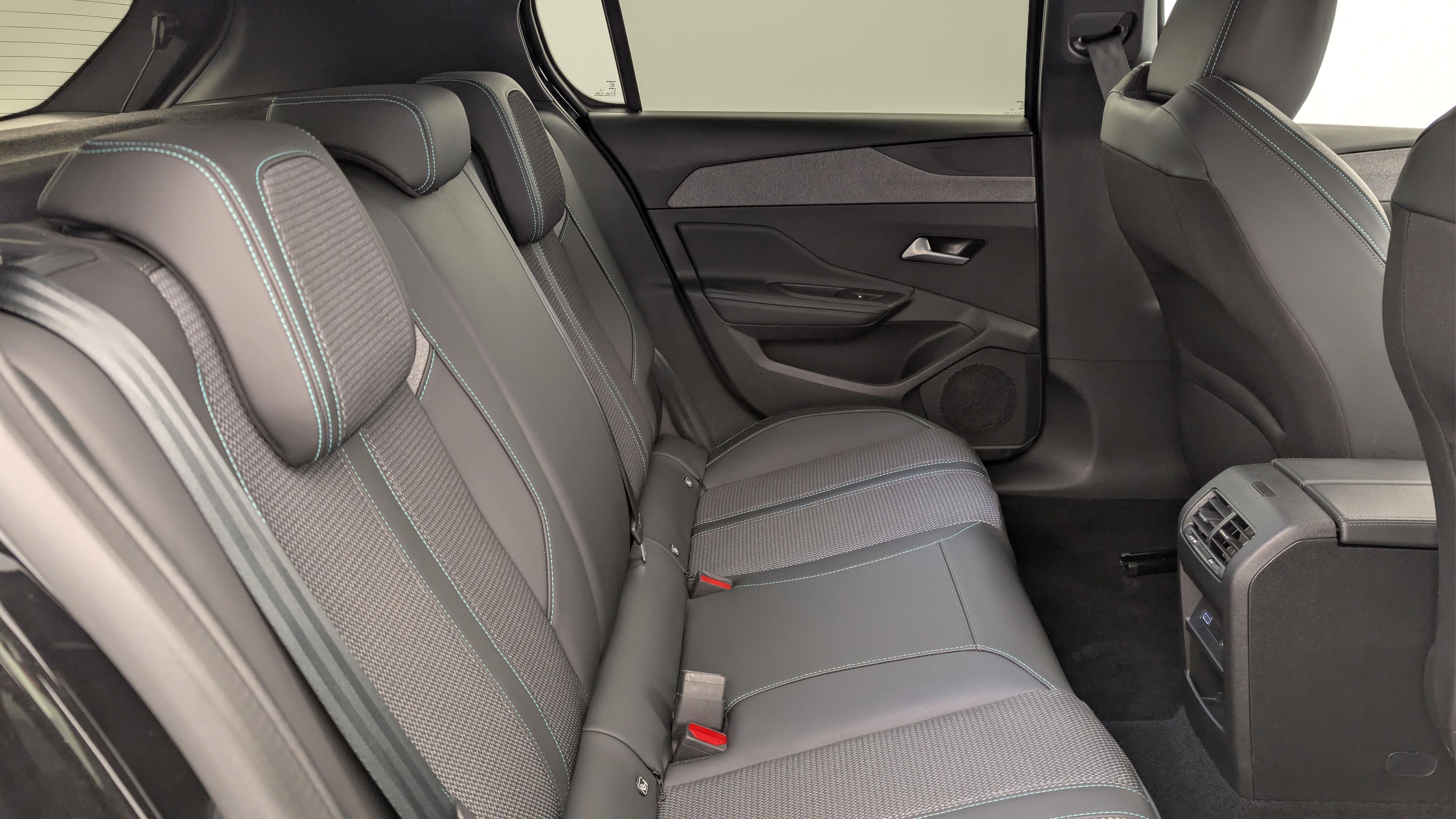 Peugeot 308 Hybrid 145 e-DCS6 Allure