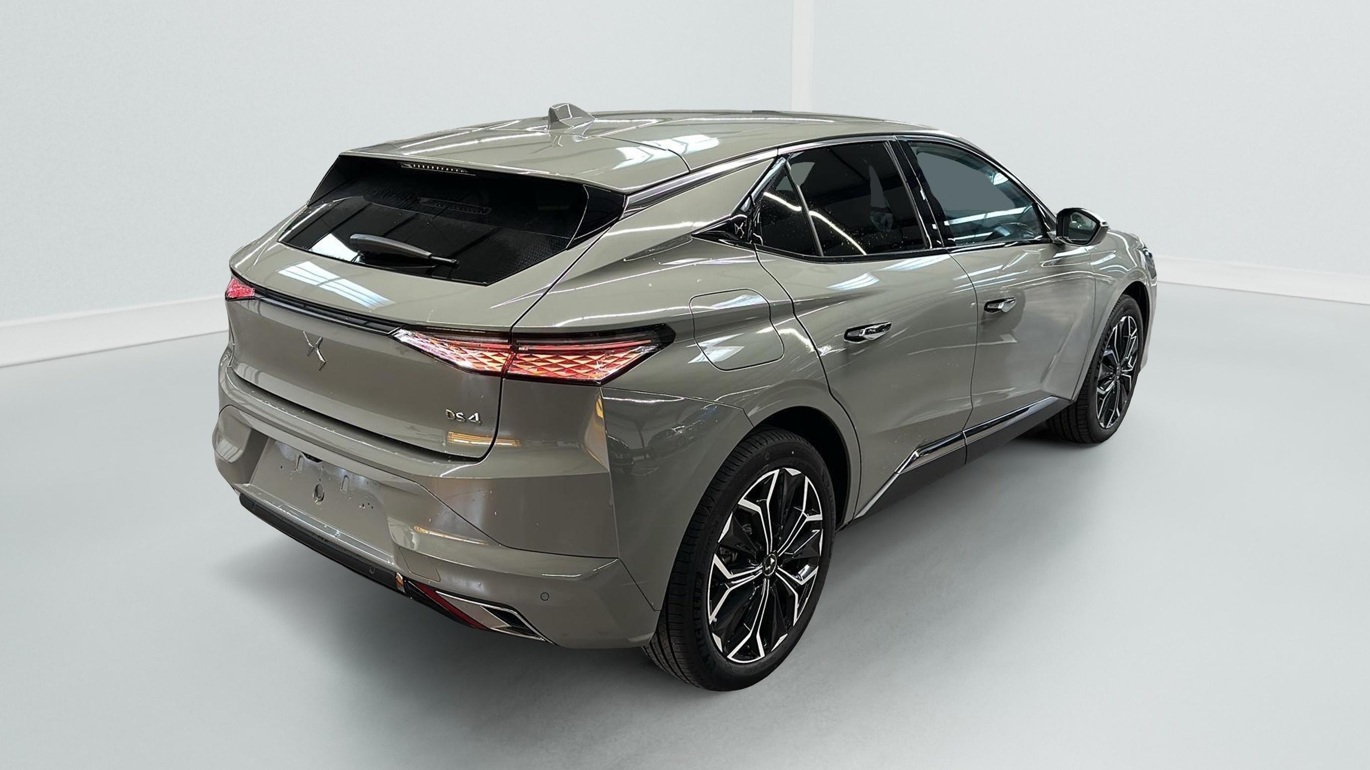 ds DS4 PureTech 130 EAT8 Rivoli