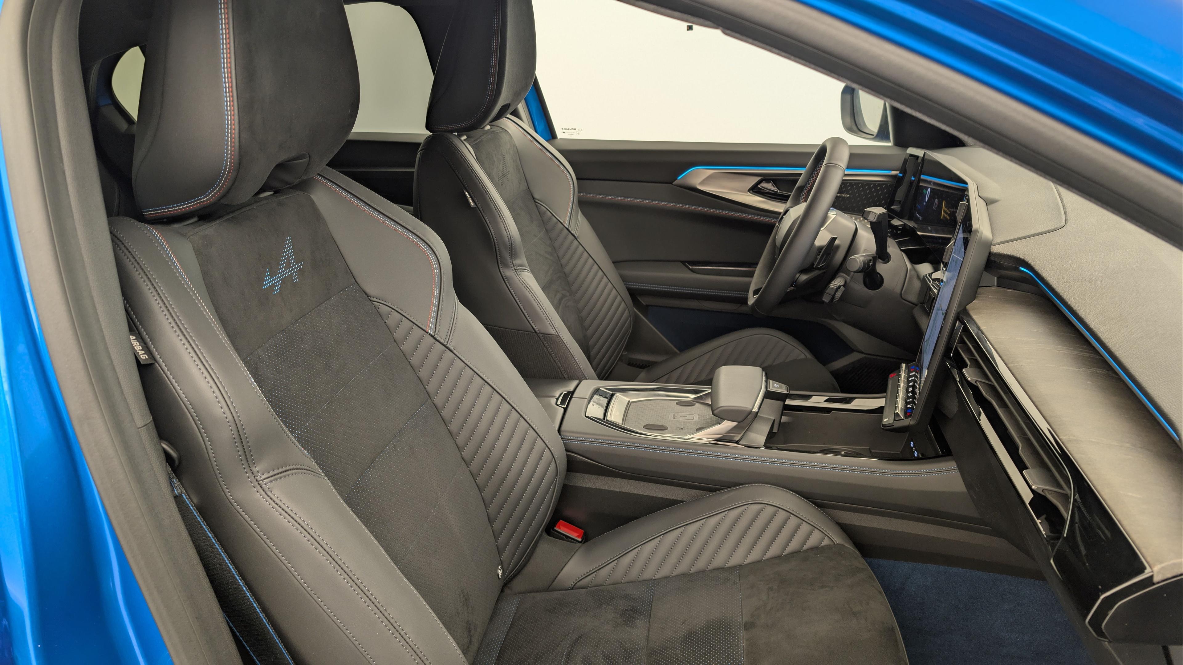 Renault Rafale hyper hybrid E-Tech 4x4 300 esprit Alpine