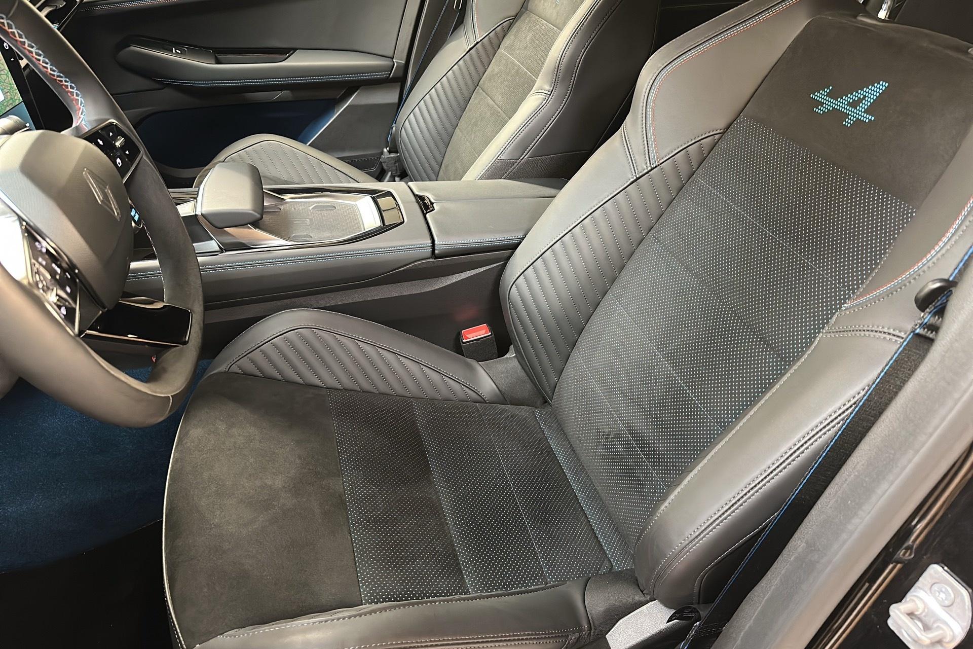 Renault Rafale hyper hybrid E-Tech 4x4 300 esprit Alpine