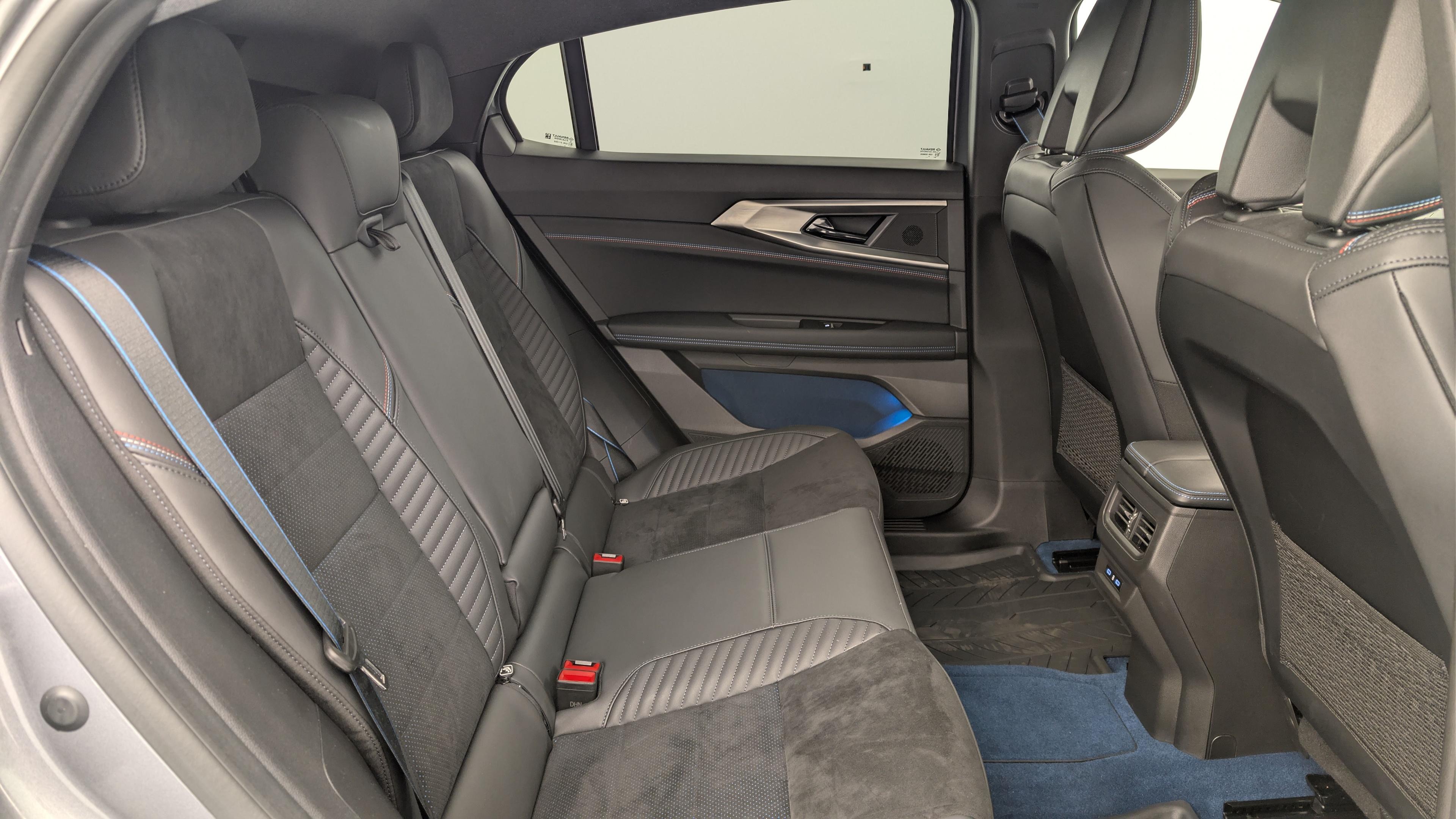 Renault Rafale hyper hybrid E-Tech 4x4 300 esprit Alpine