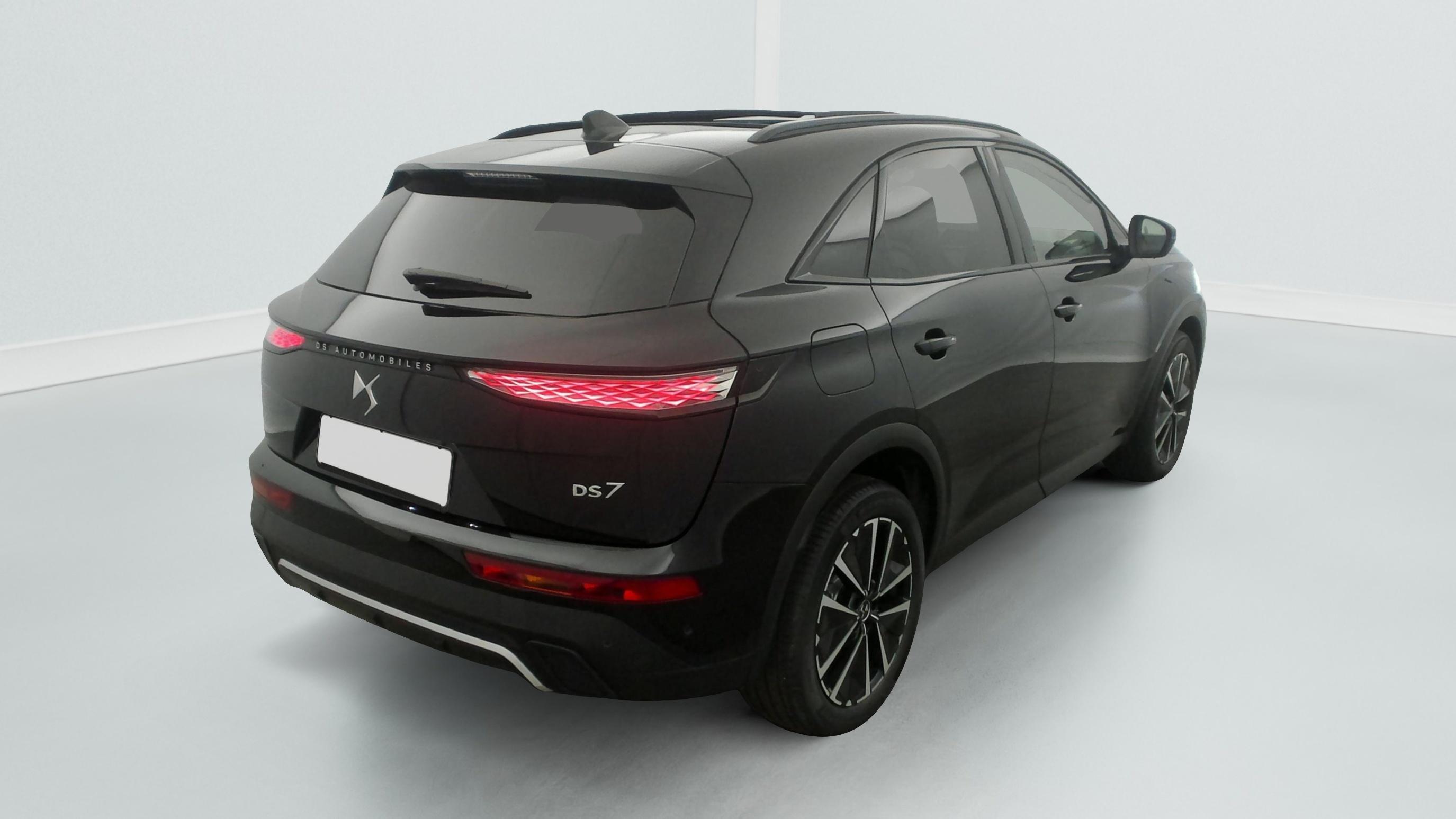 ds DS7 BlueHDi 130 EAT8 Pallas