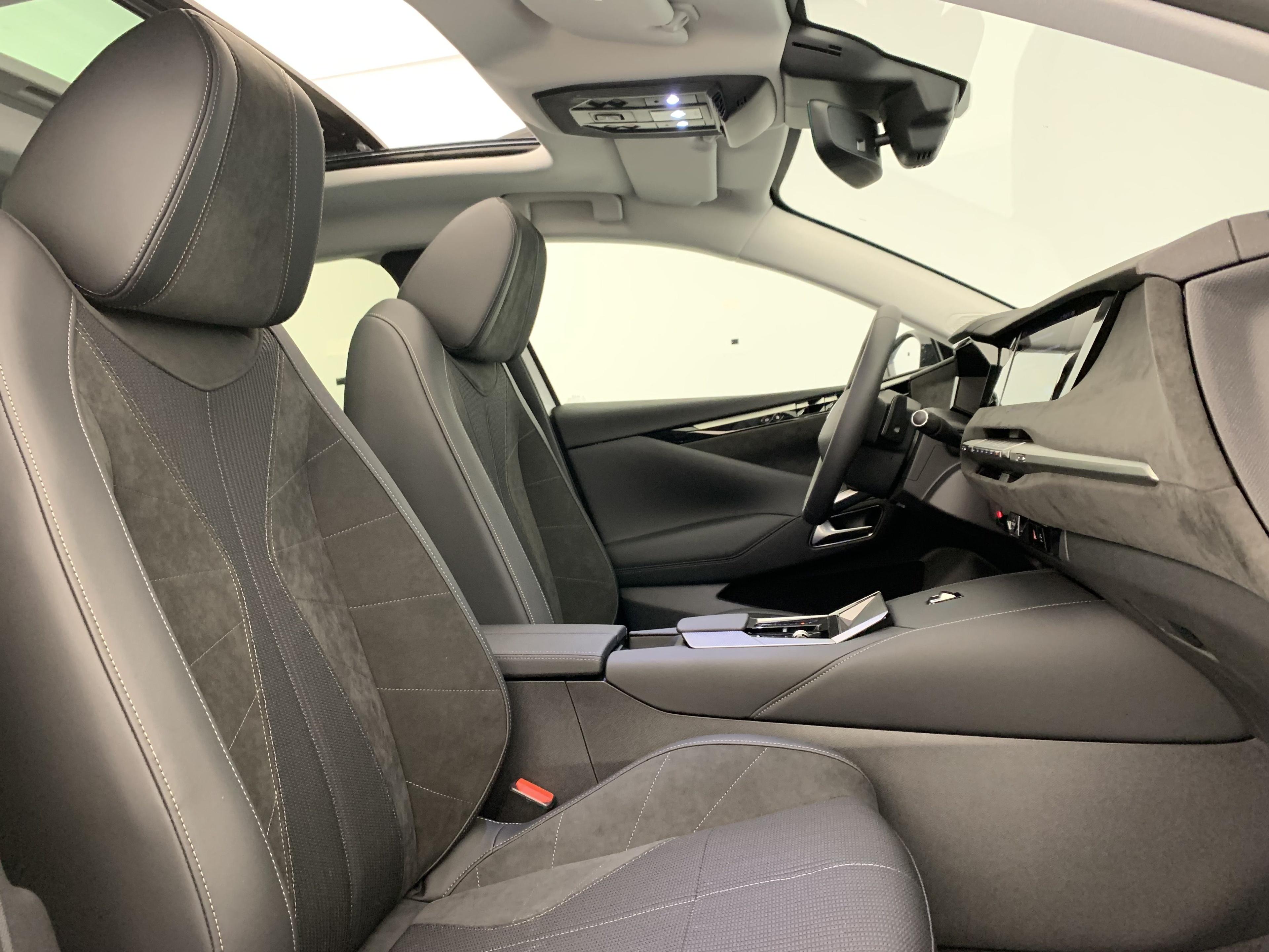 ds N°4 Hybride 145 e-DCT6 Etoile - Alcantara