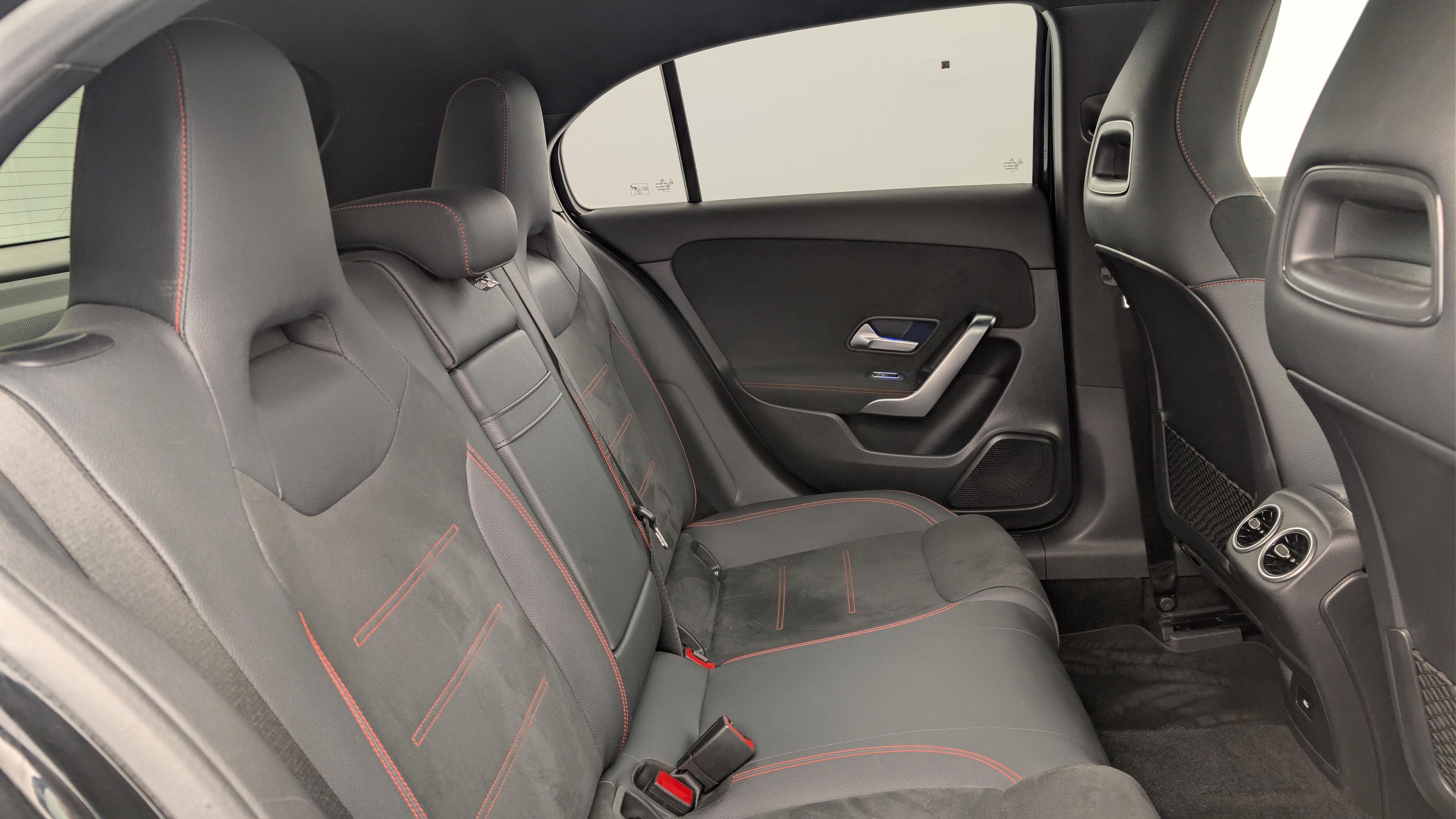 Mercedes-Benz Classe A 180 7G-DCT AMG LINE