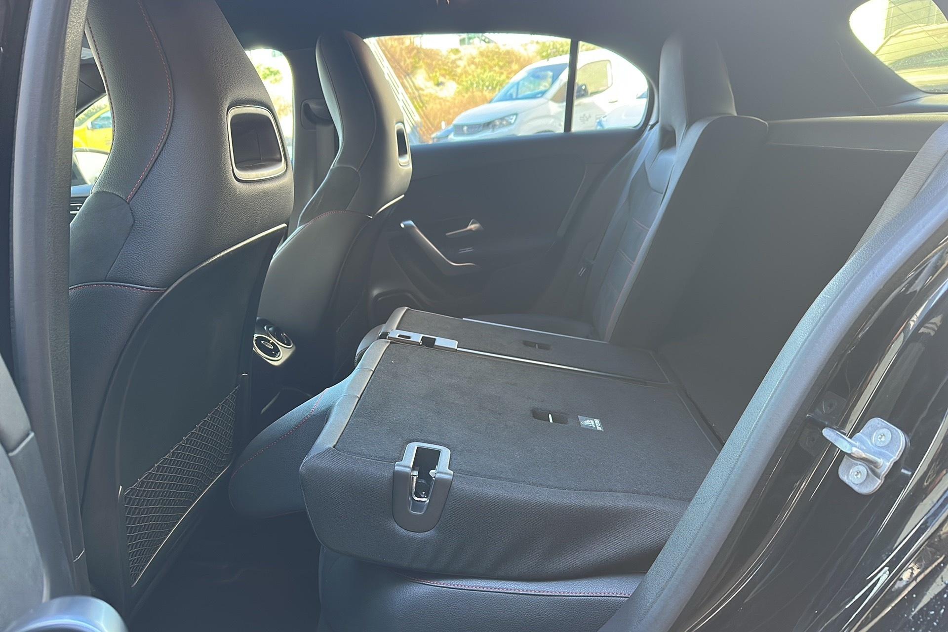 Mercedes-Benz Classe A 180 7G-DCT AMG LINE