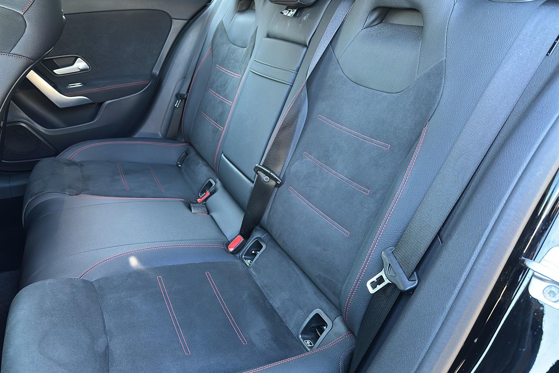 Mercedes-Benz Classe A 180 7G-DCT AMG LINE