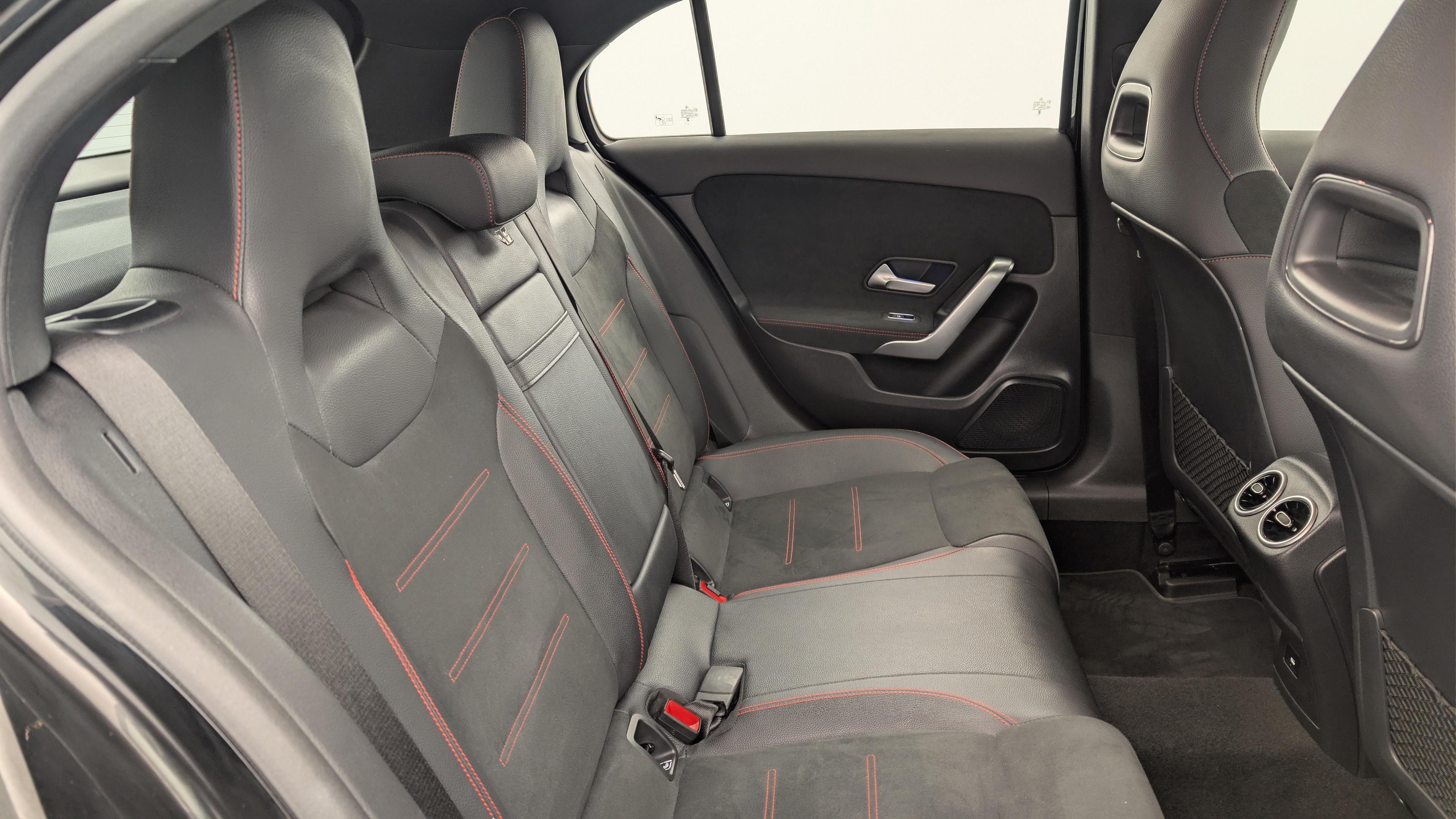 Mercedes-Benz Classe A 180 7G-DCT AMG LINE