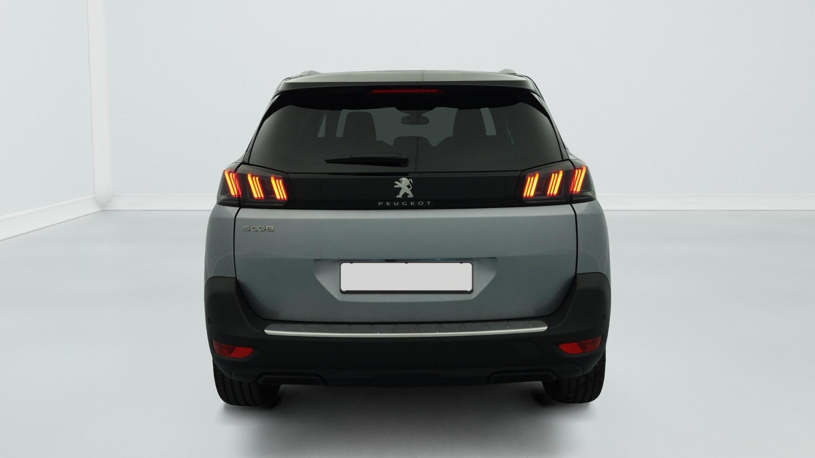 Peugeot 5008 Hybrid 136 e-DCS6 Allure Pack