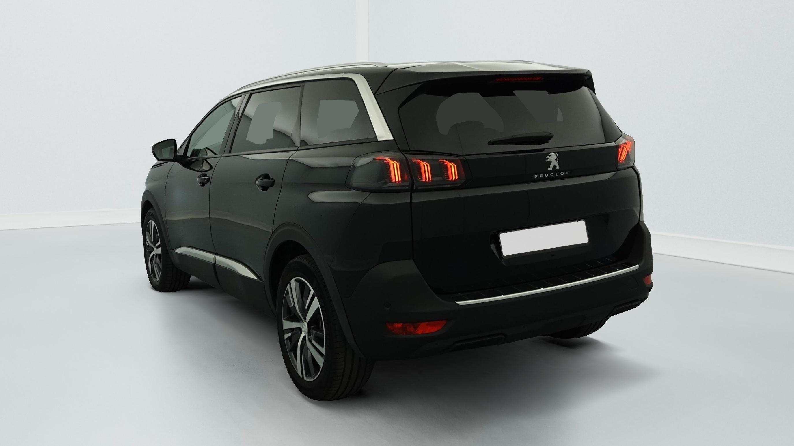 Peugeot 5008 Hybrid 136 e-DCS6 Allure Pack