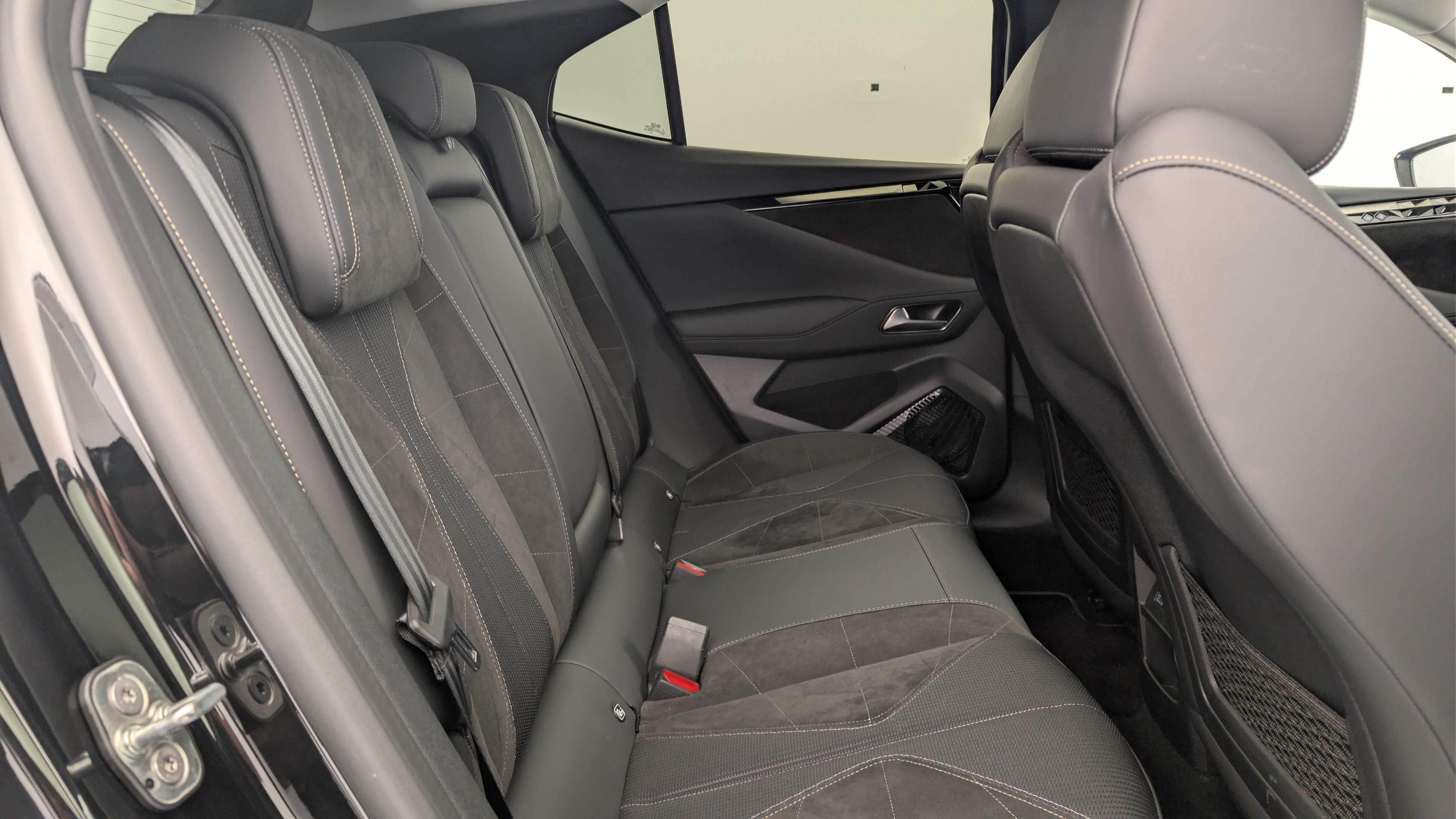ds DS4 Hybride 145 e-DCT6 Etoile - Alcantara