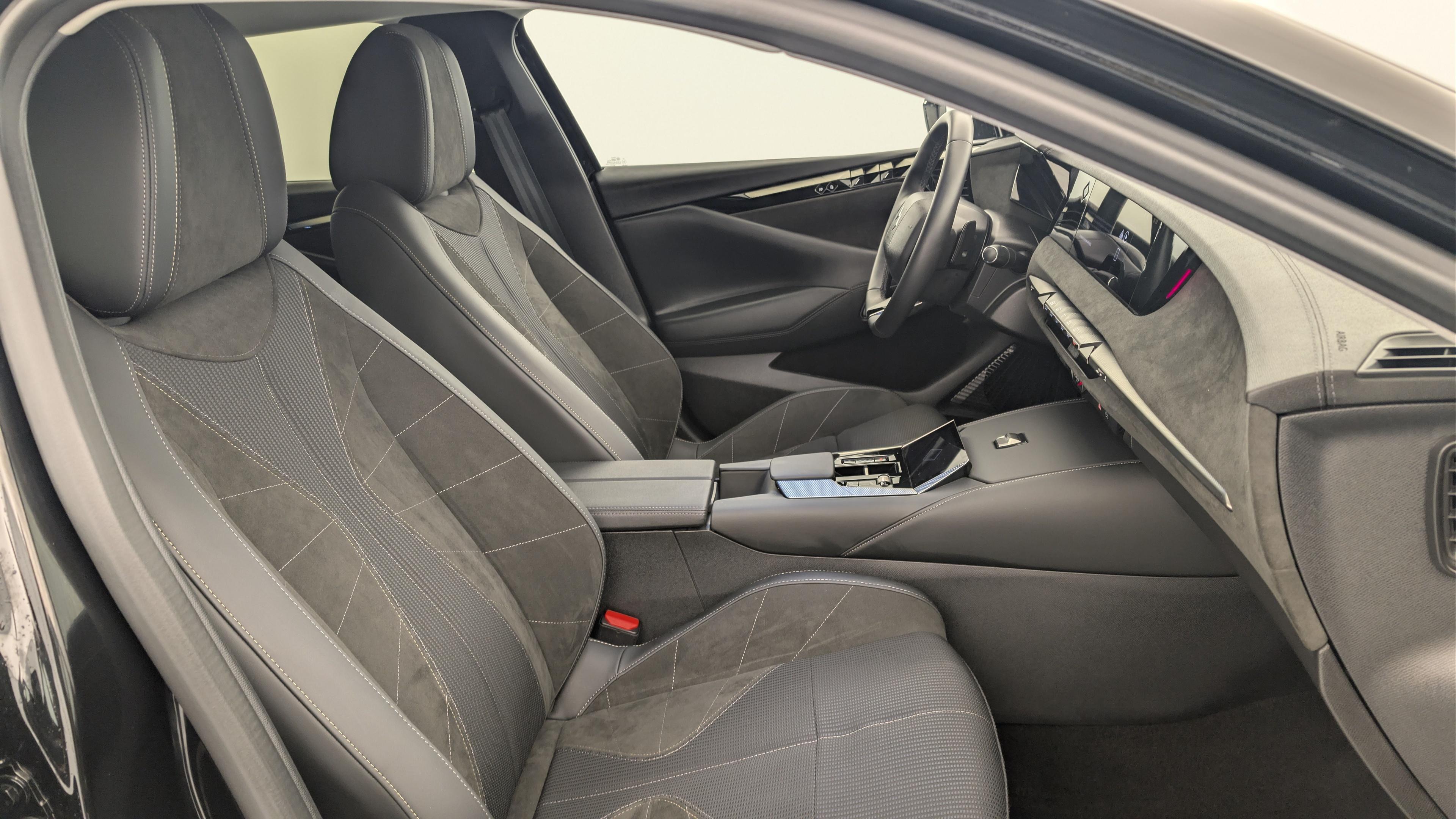 ds DS4 Hybride 145 e-DCT6 Etoile - Alcantara