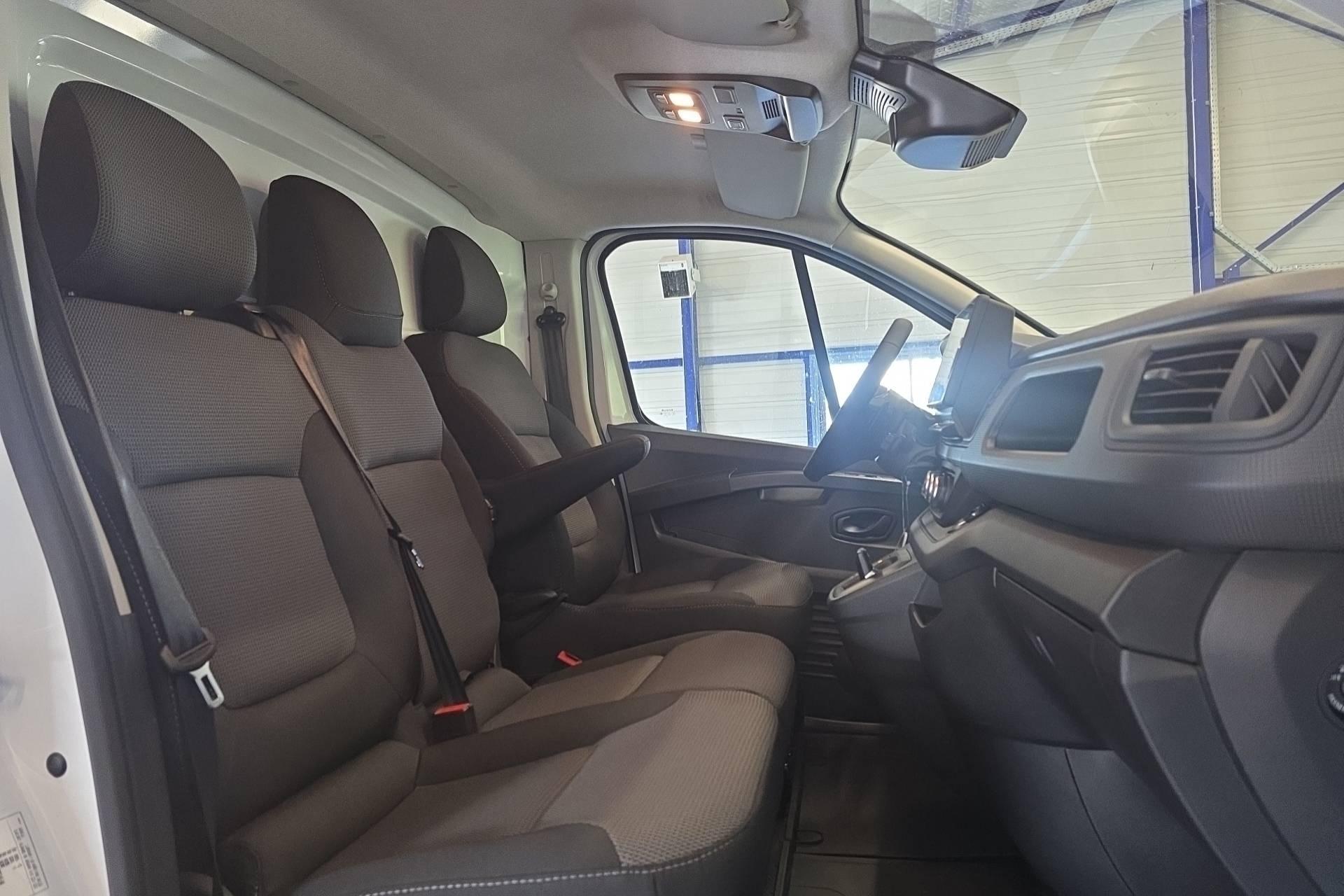 Renault TRAFIC FOURGON BLUE DCI 150 L2H1 3T AUTO ADVANCE