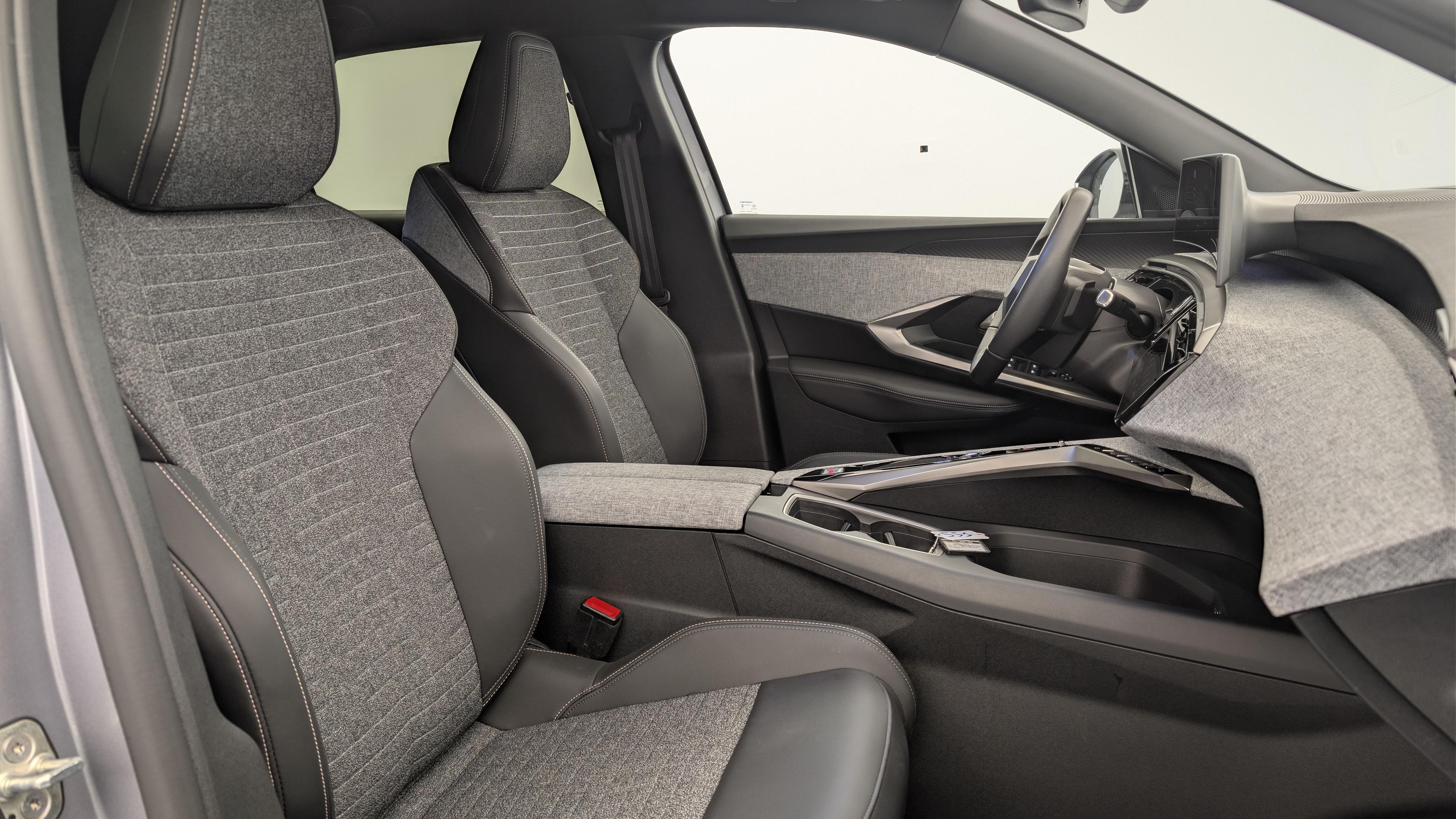 Peugeot 3008 Hybrid 145 e-DCS6 Allure