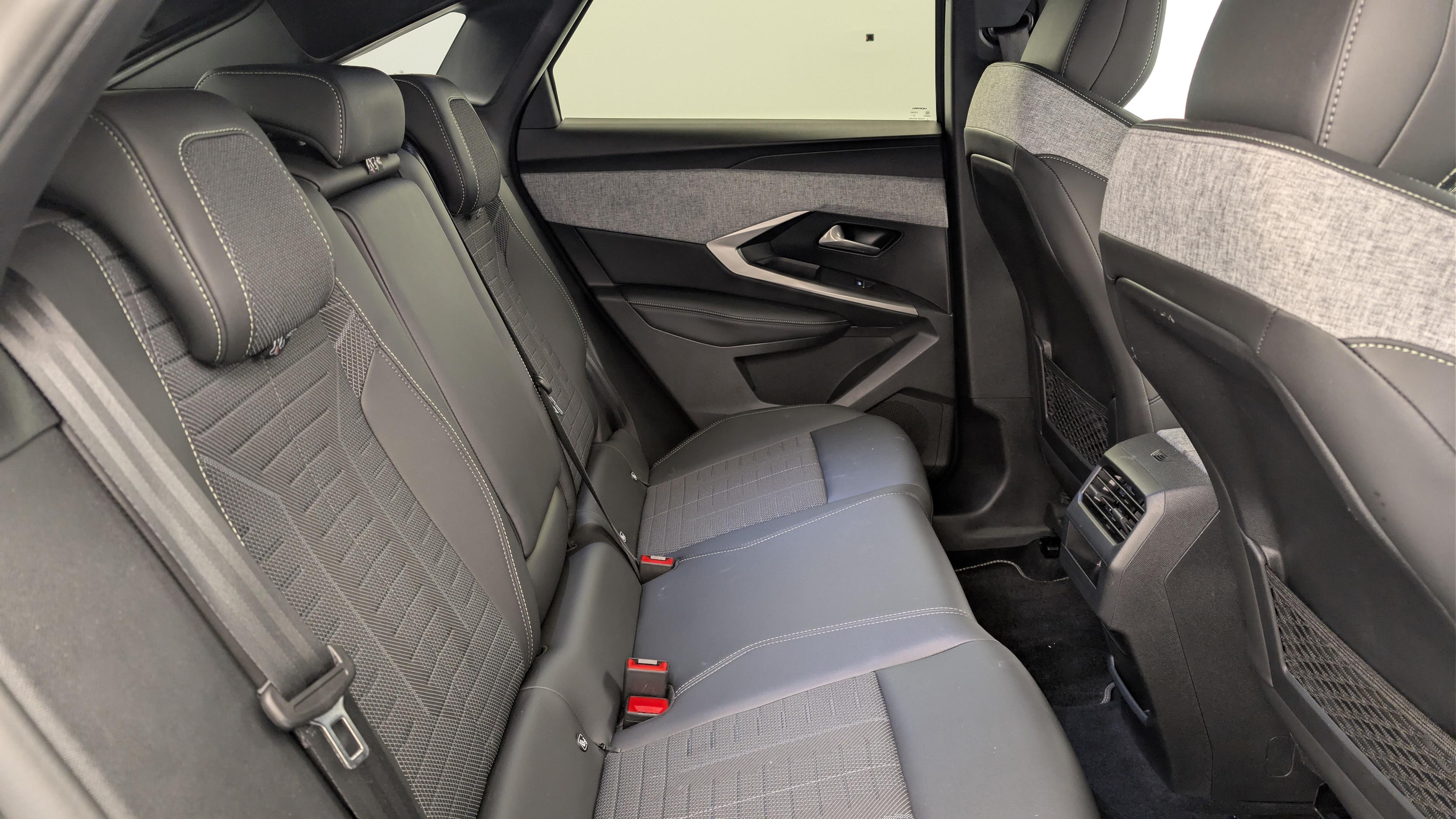 Peugeot 3008 Hybrid 145 e-DCS6 GT