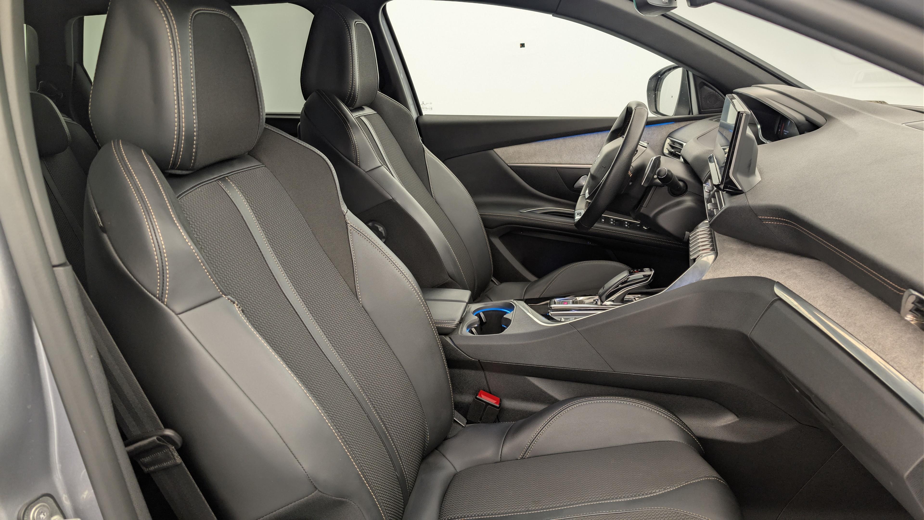 Peugeot 5008 PureTech 130ch S&S EAT8 GT