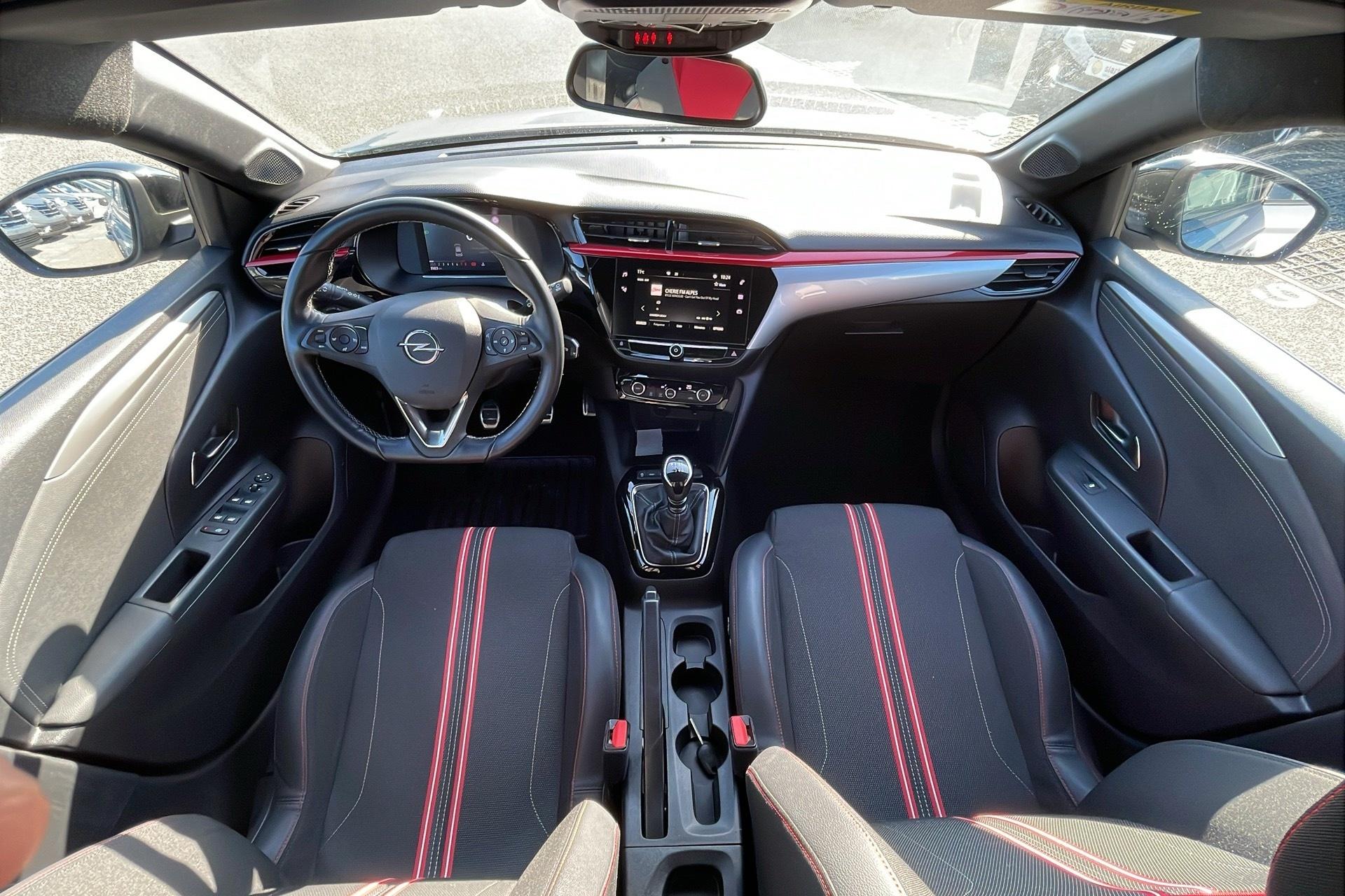 Opel Corsa 1.2 Turbo 100 ch BVM6 GS Line